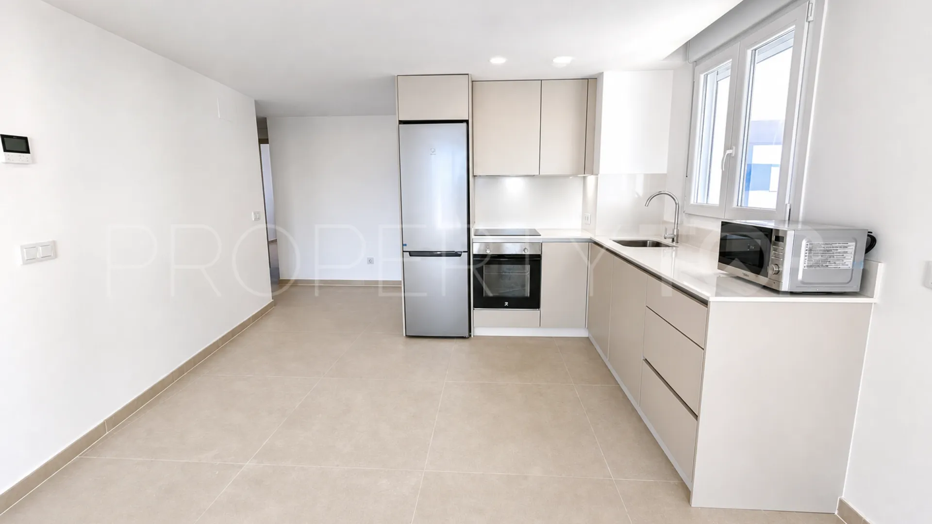 2 bedrooms apartment in La Duquesa for sale