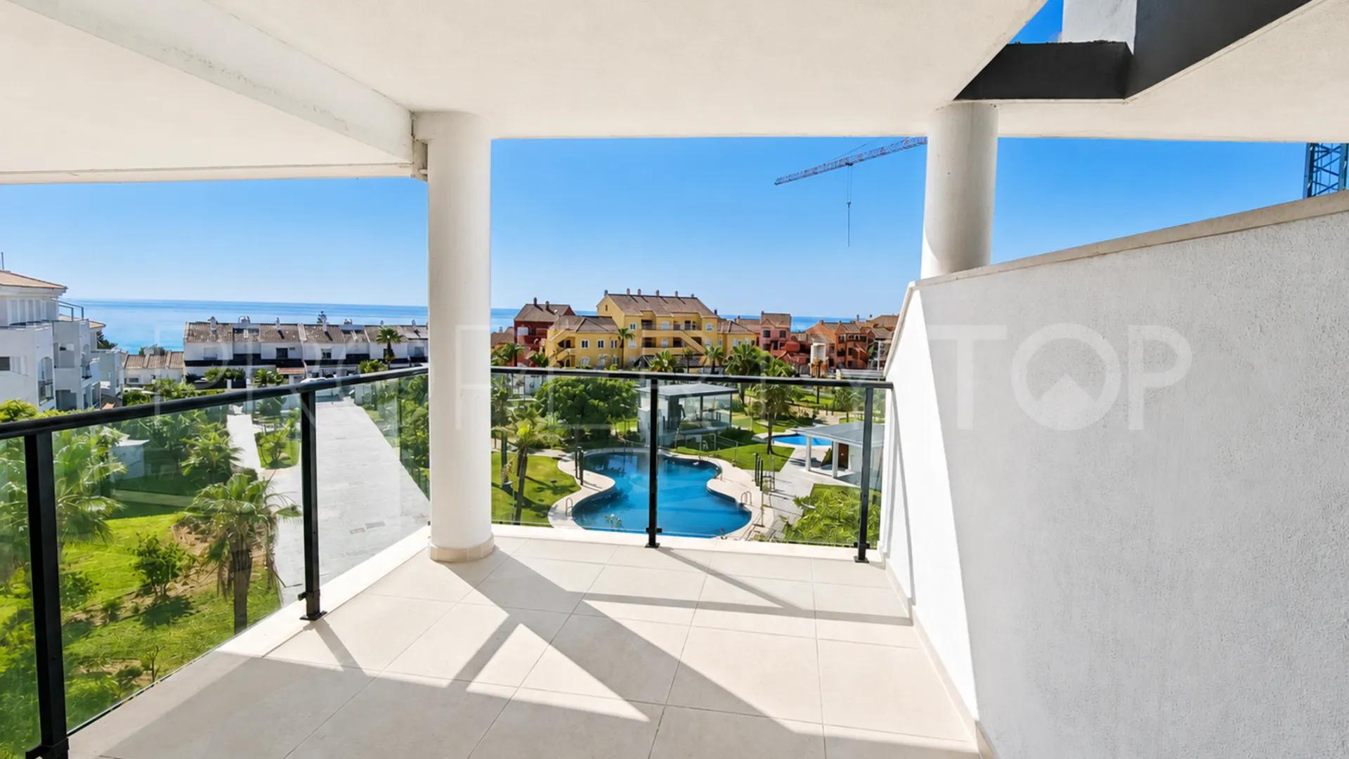 2 bedrooms apartment in La Duquesa for sale