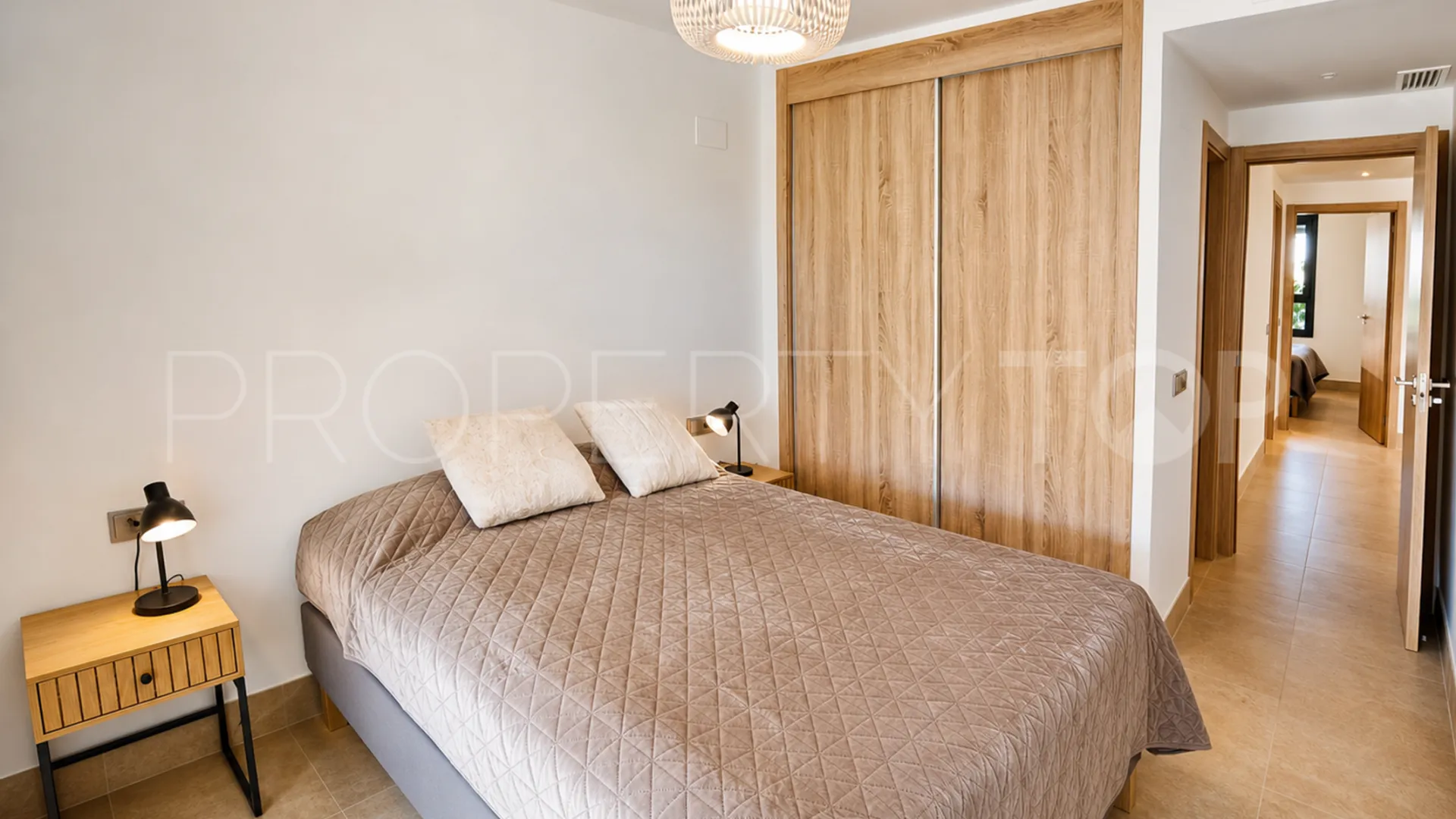 For sale ground floor apartment with 2 bedrooms in Casares Playa
