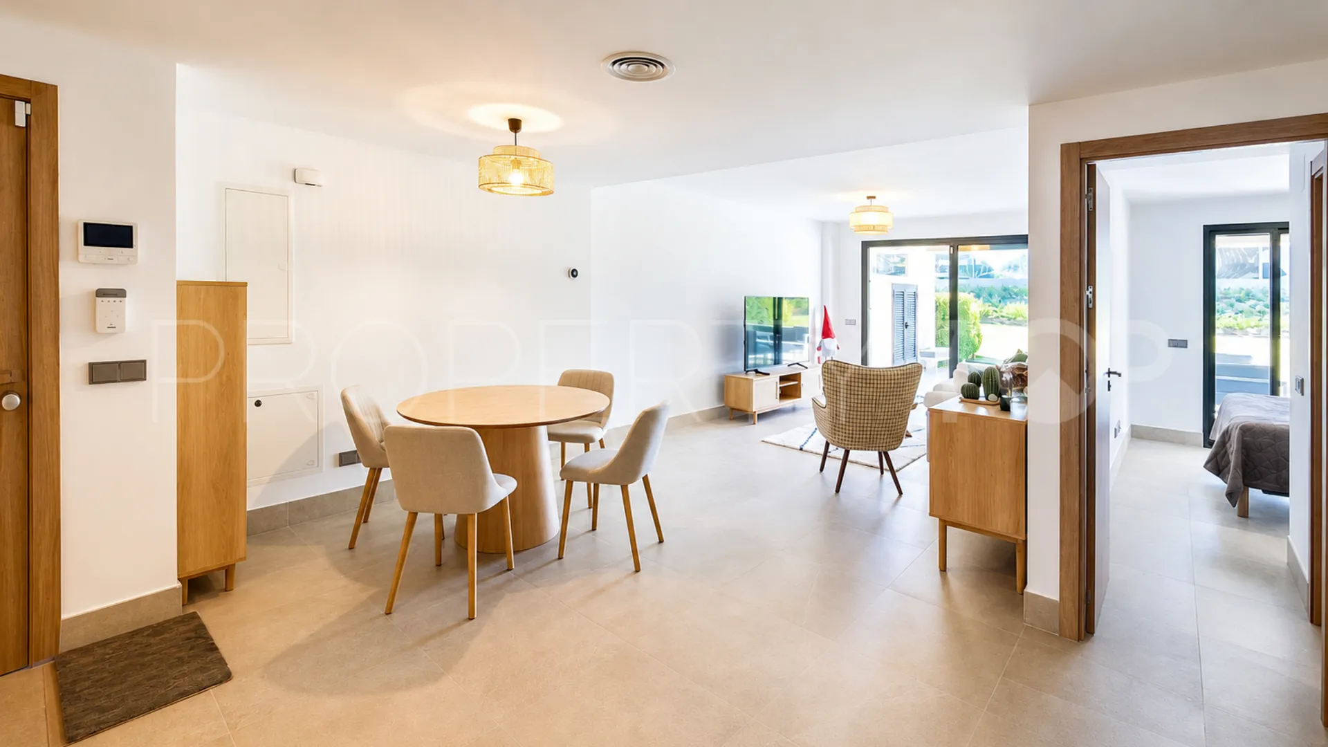 For sale ground floor apartment with 2 bedrooms in Casares Playa