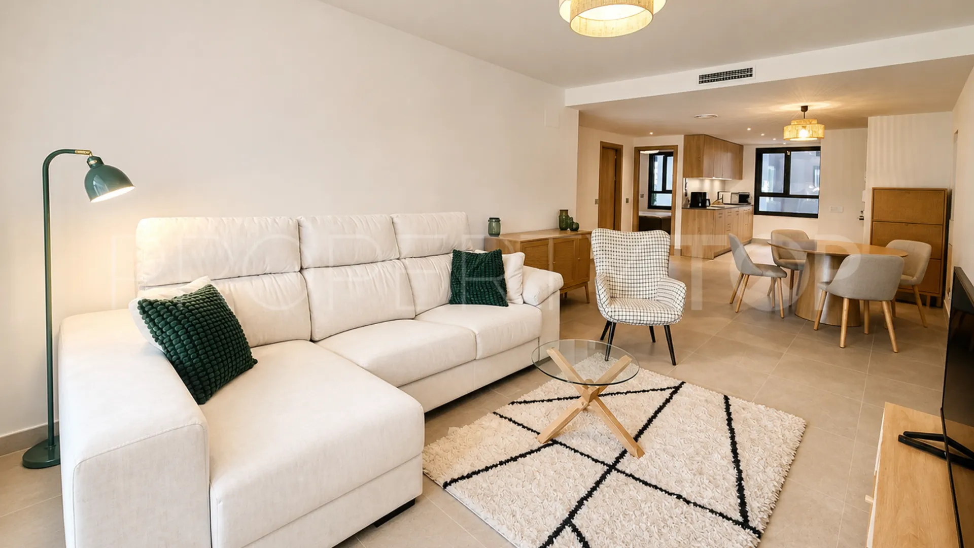For sale ground floor apartment with 2 bedrooms in Casares Playa