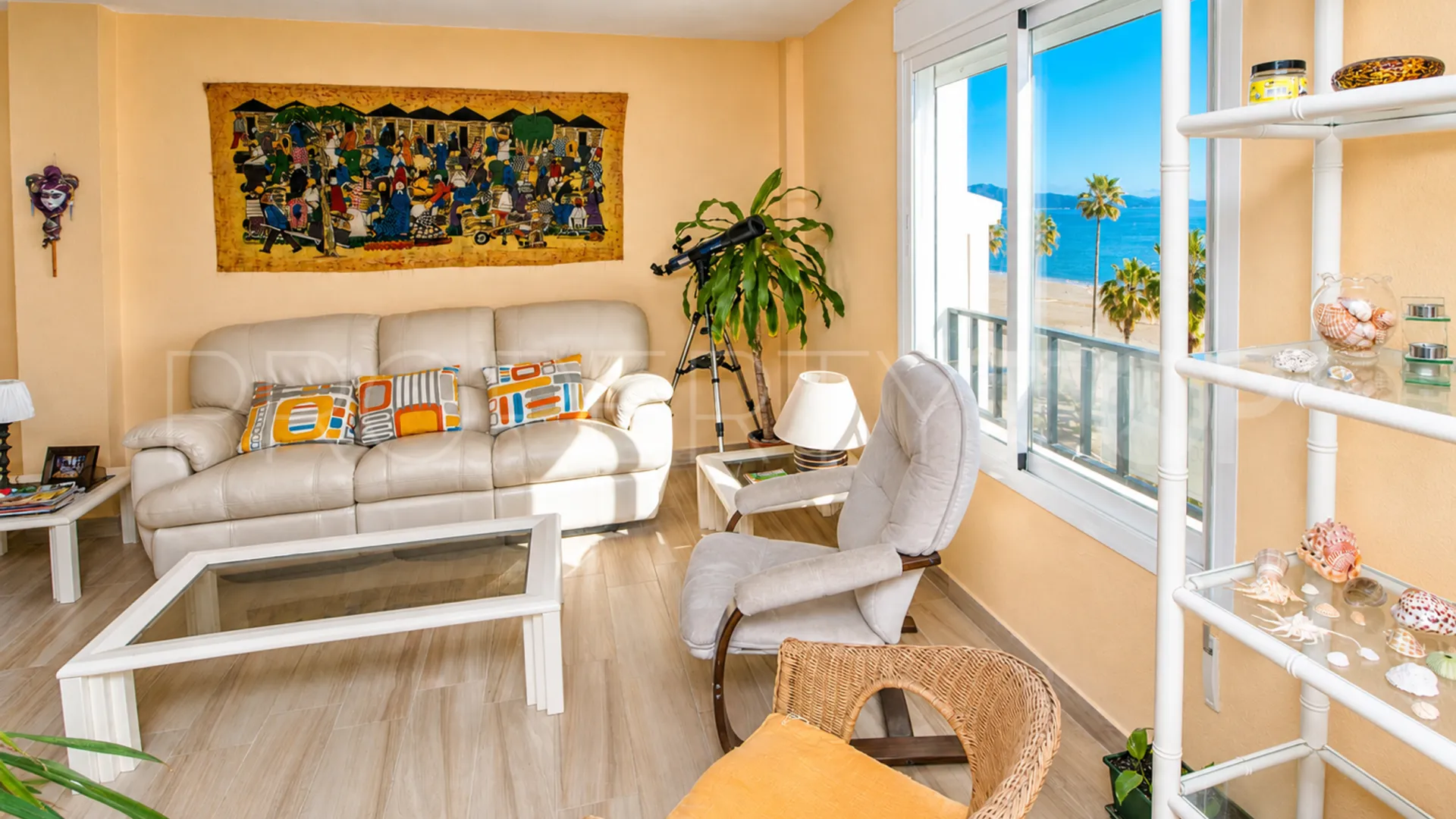 Comprar atico duplex en Sabinillas de 3 dormitorios
