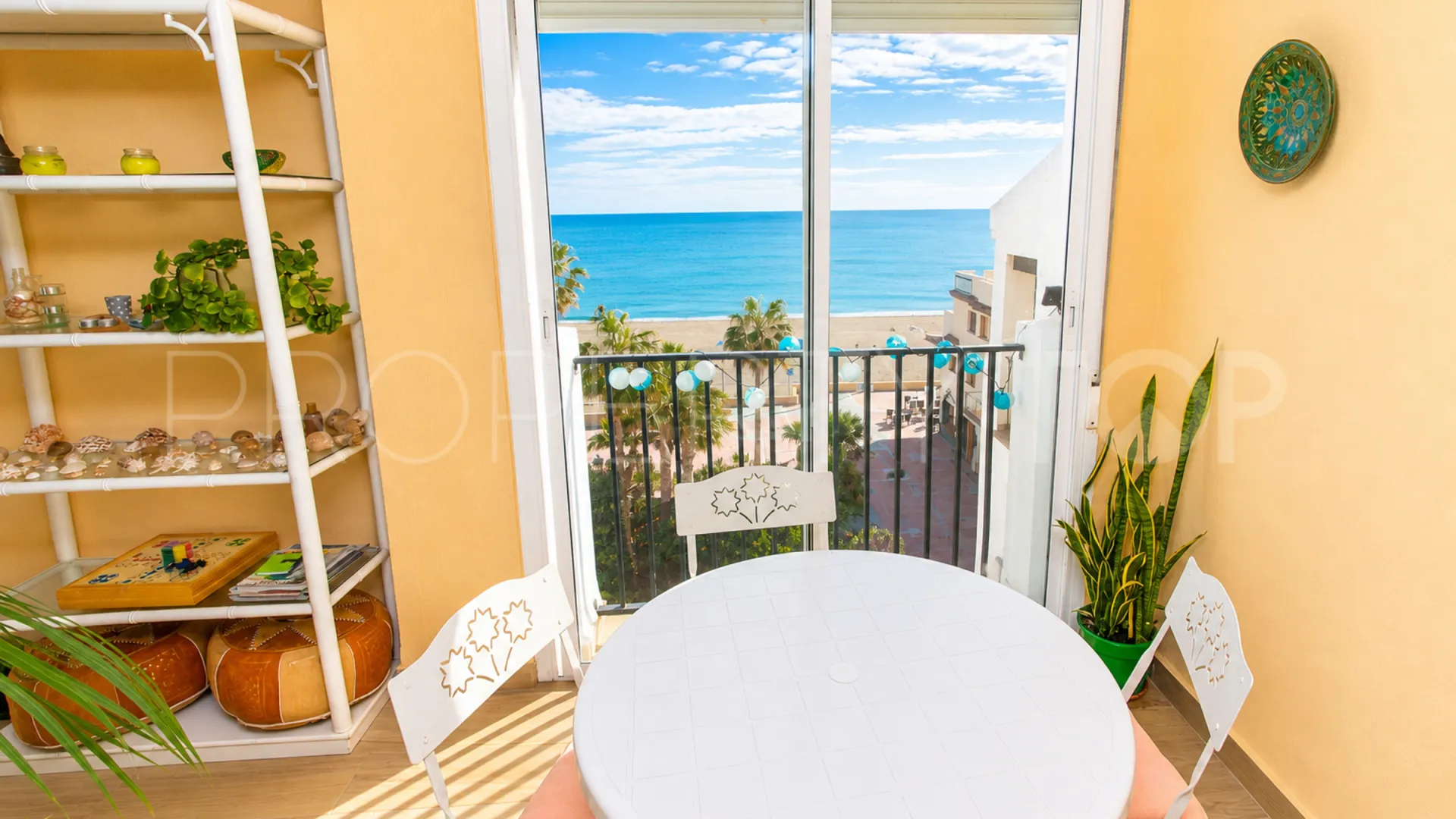Comprar atico duplex en Sabinillas de 3 dormitorios