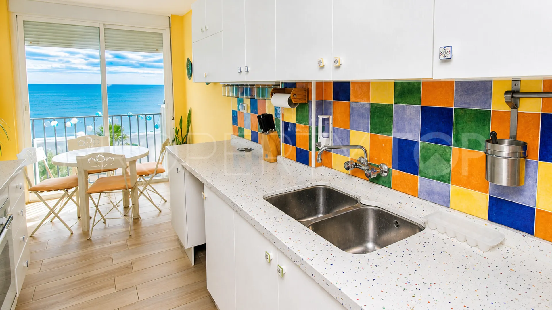 Comprar atico duplex en Sabinillas de 3 dormitorios