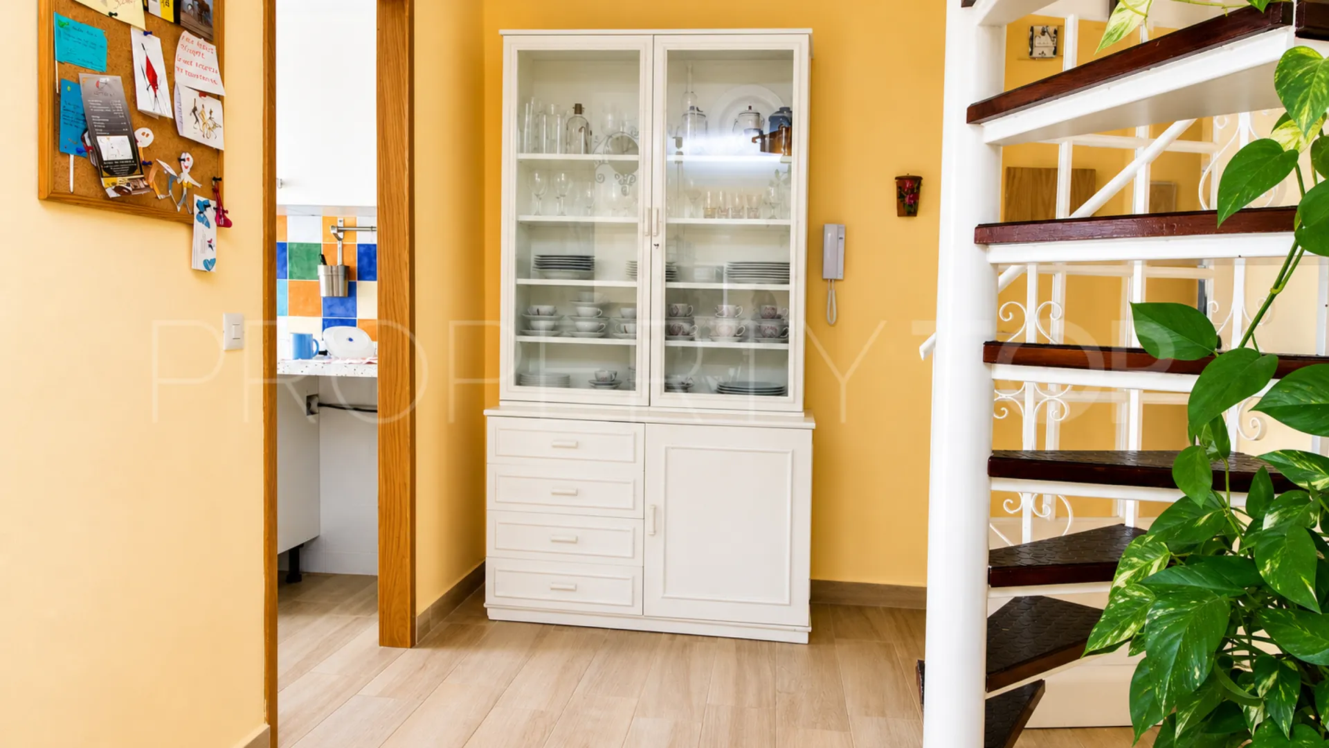 Comprar atico duplex en Sabinillas de 3 dormitorios