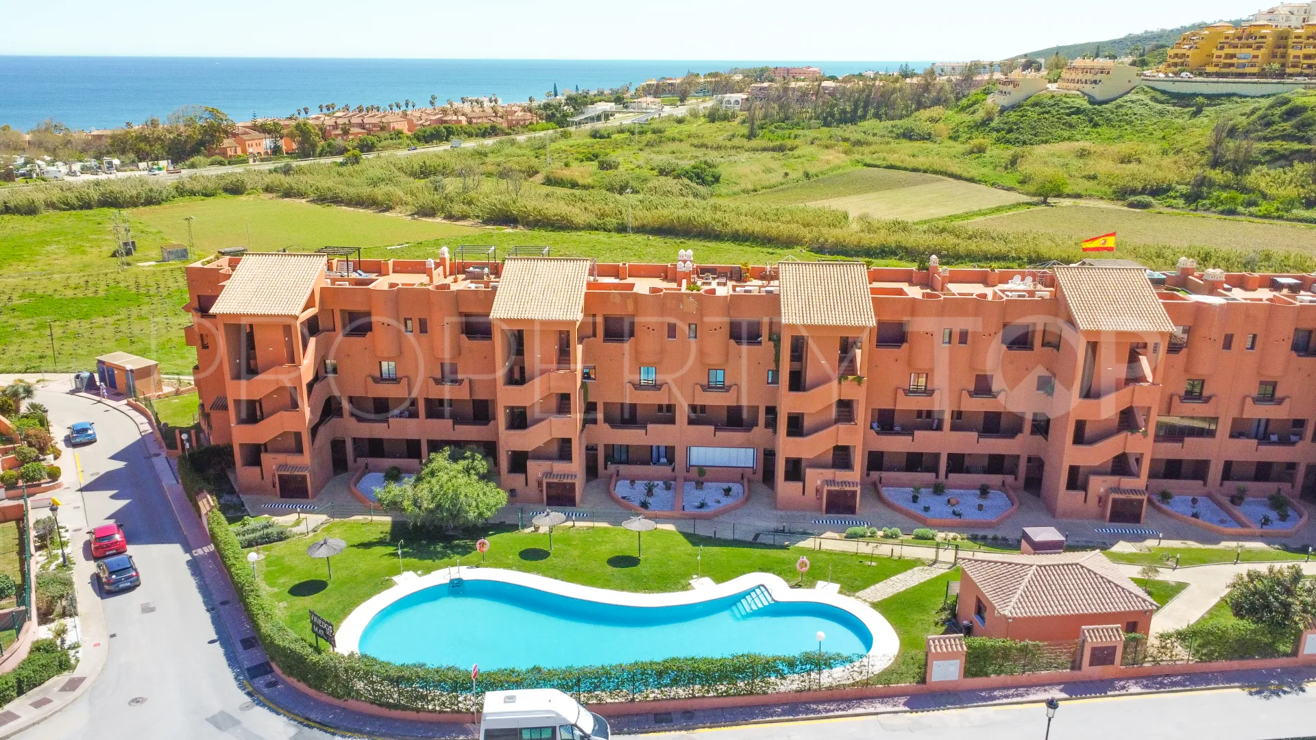 For sale 2 bedrooms apartment in La Duquesa