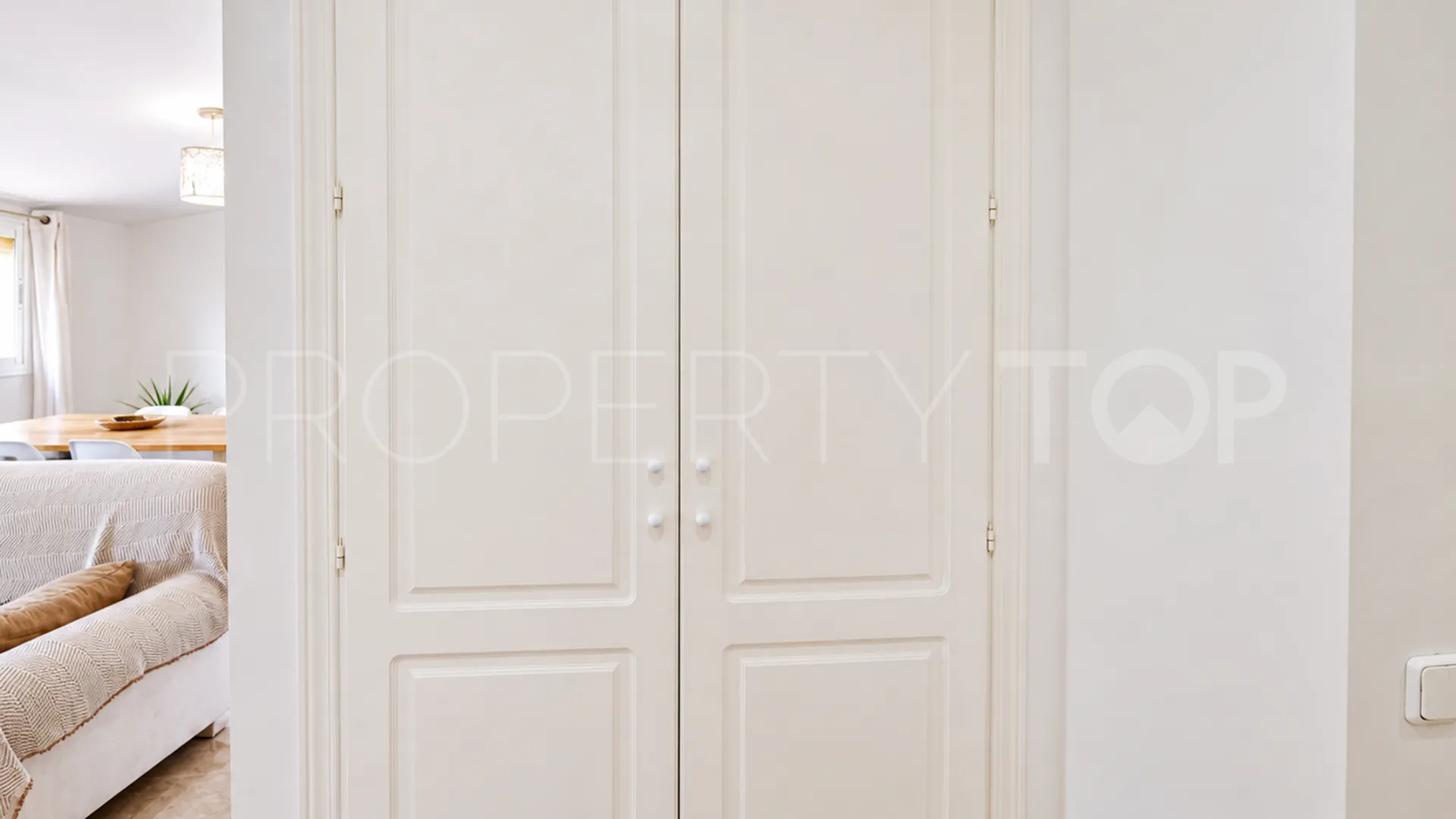 For sale apartment in La Duquesa