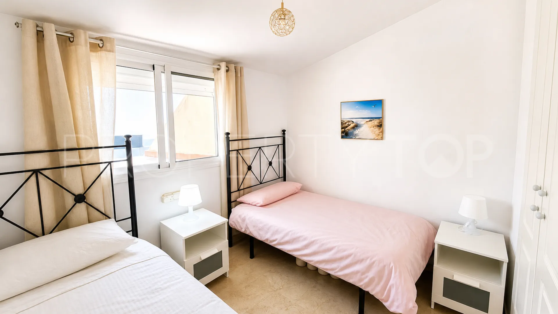 For sale apartment in La Duquesa