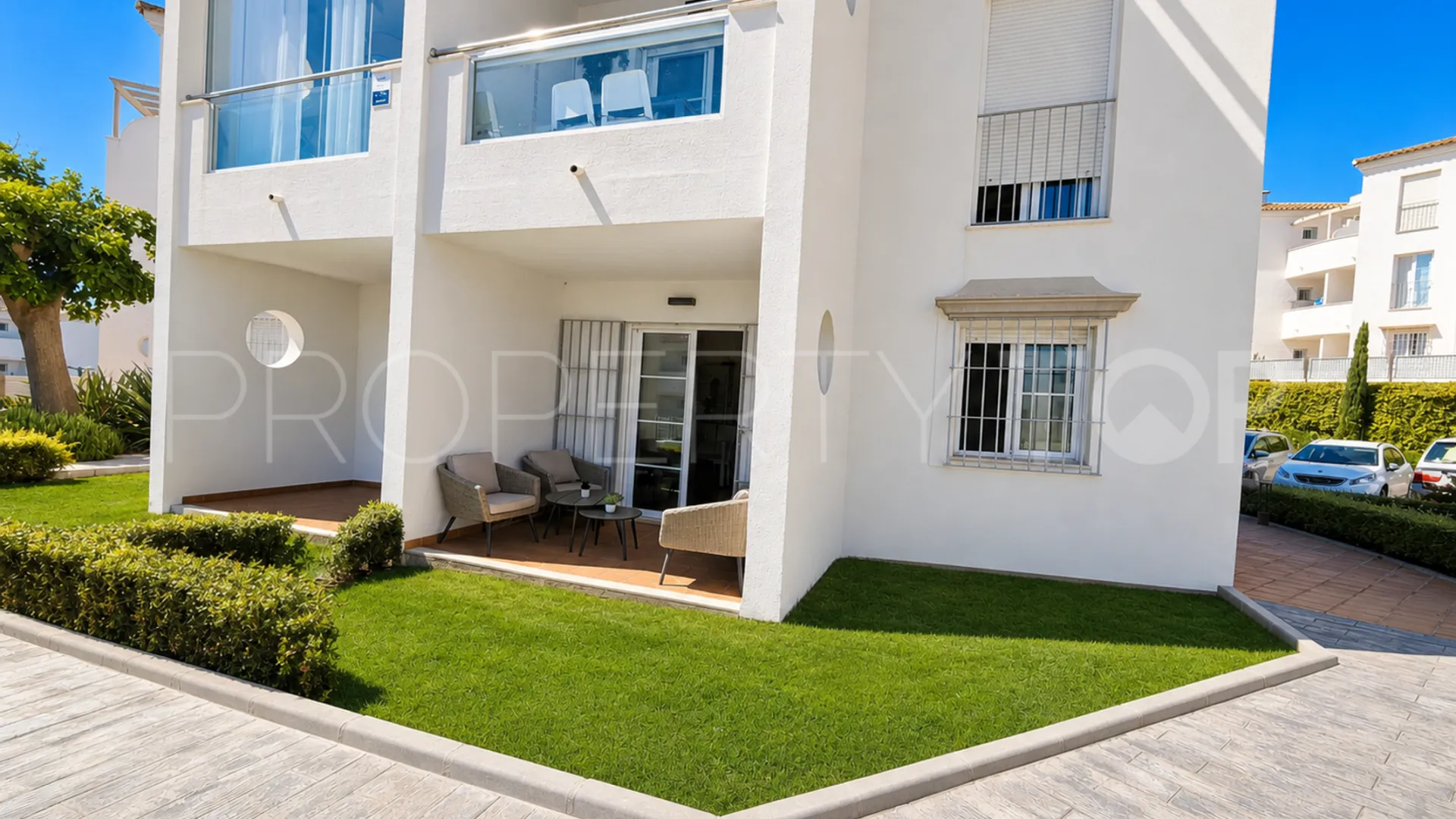 La Duquesa, apartamento planta baja con 3 dormitorios en venta