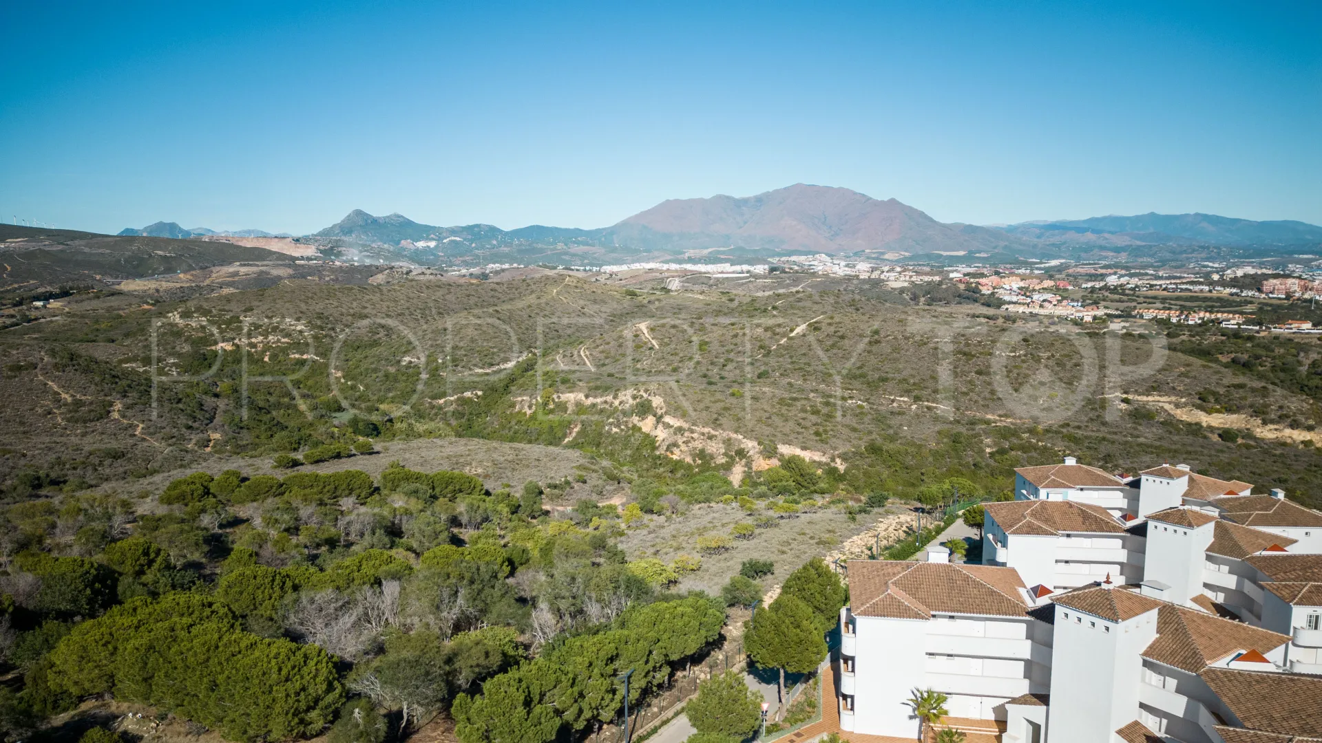 La Duquesa, apartamento planta baja con 3 dormitorios en venta