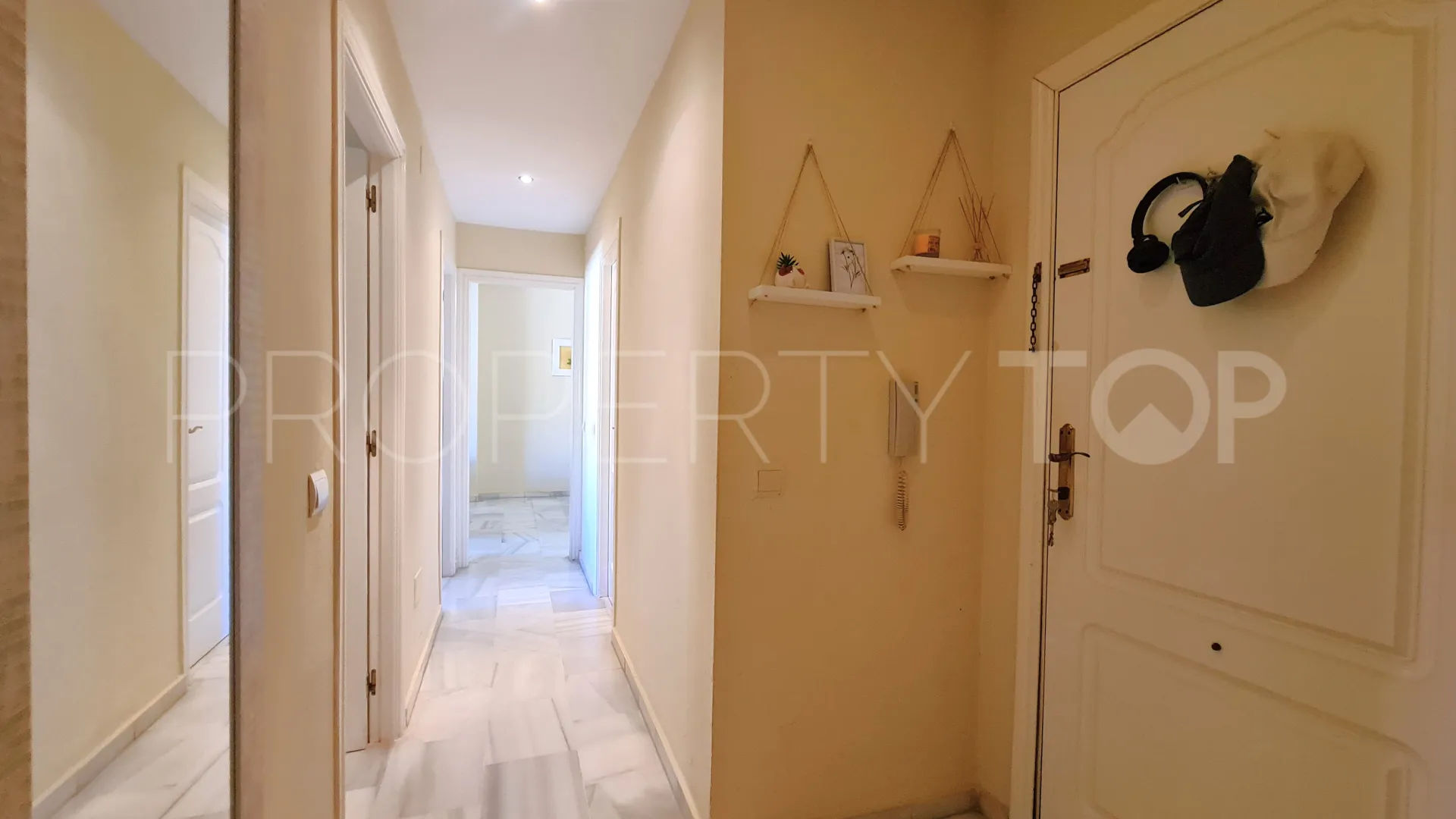 Apartment for sale in Sabinillas
