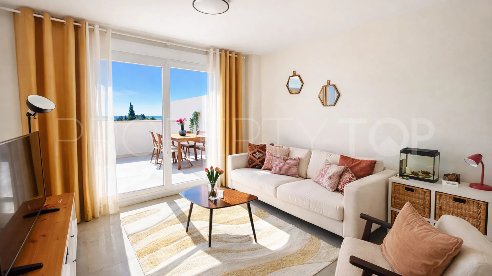 Apartamento en venta de 3 dormitorios en Estepona