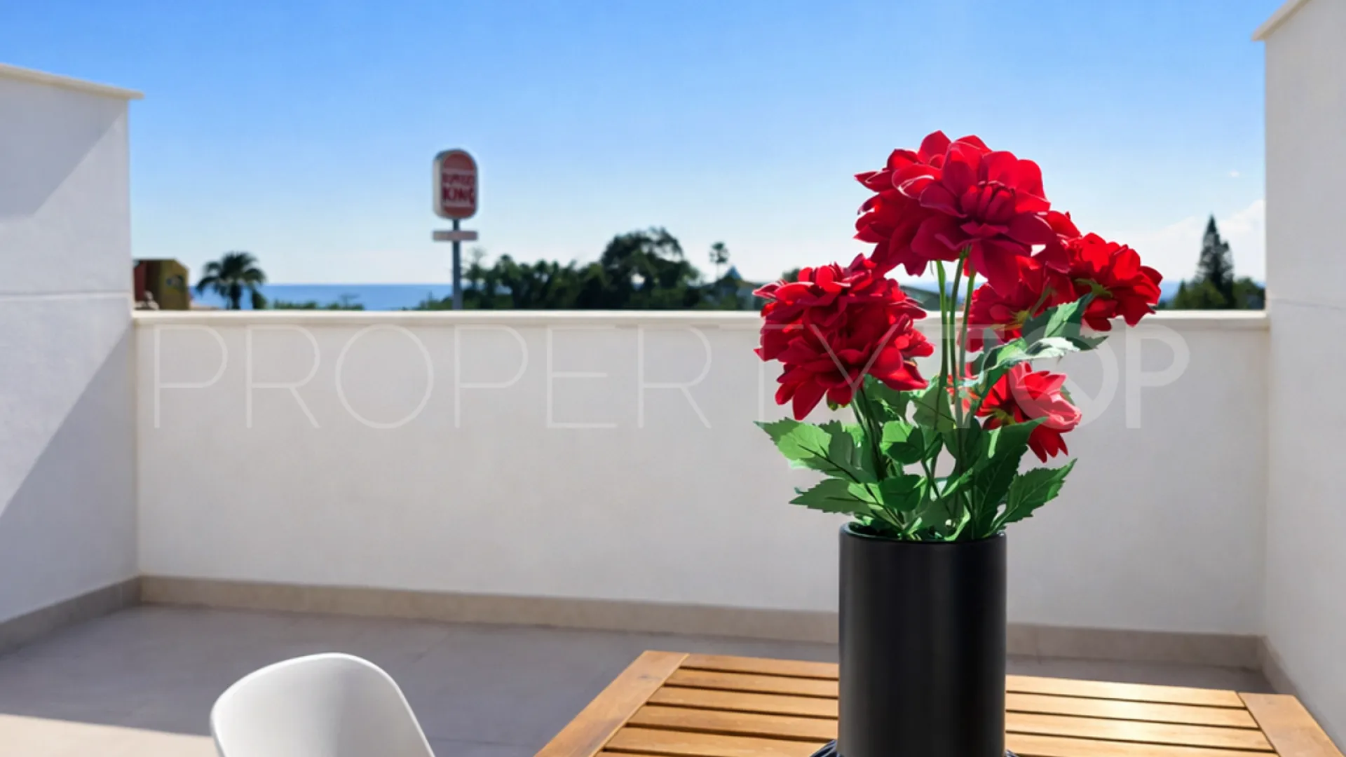 Apartamento en venta de 3 dormitorios en Estepona