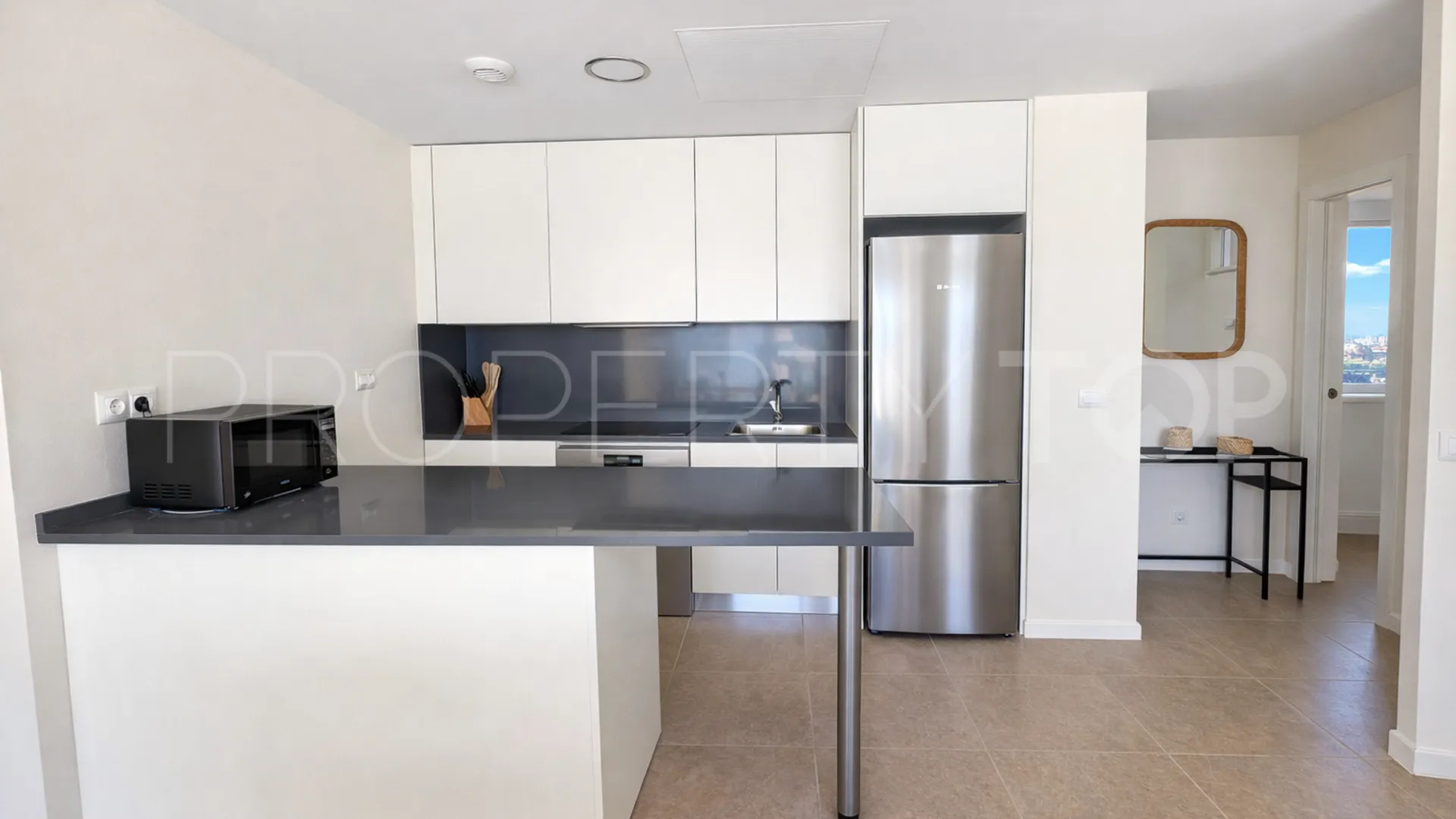 Apartamento en venta de 3 dormitorios en Estepona