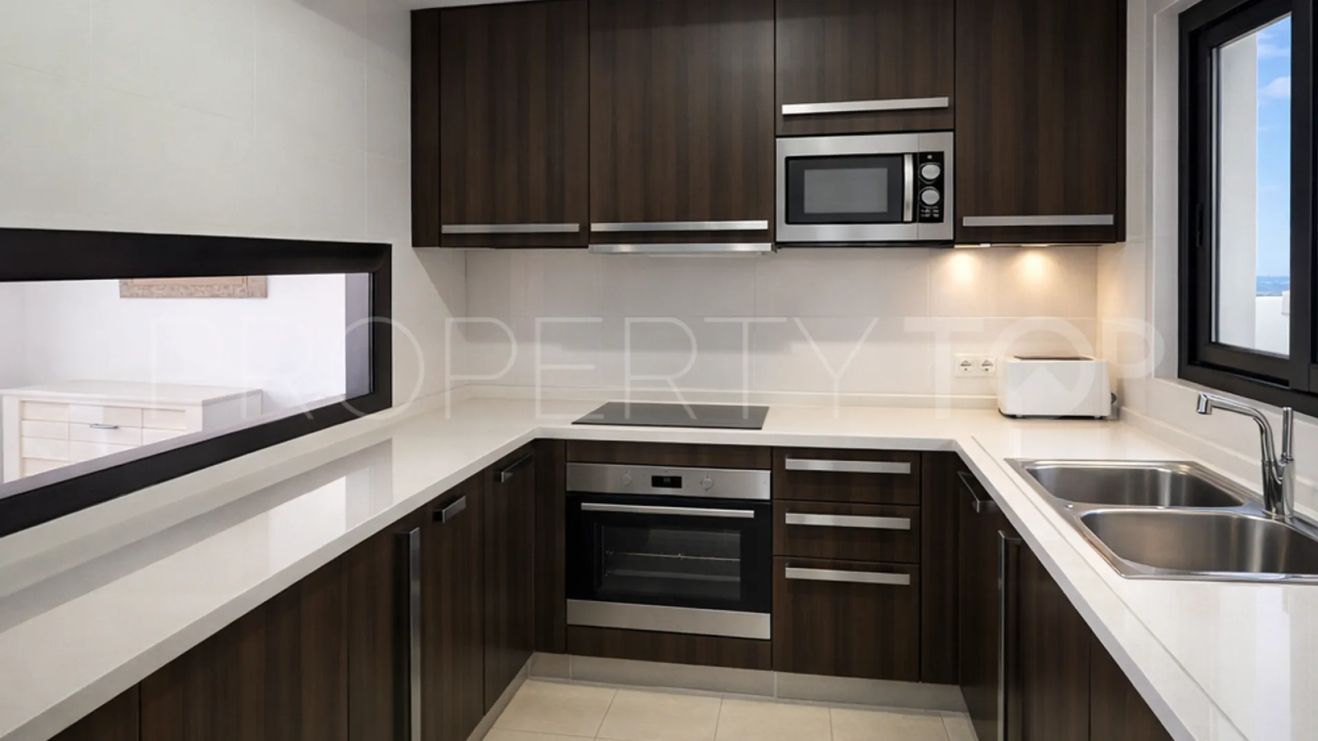 Se vende apartamento planta baja en Casares Playa de 2 dormitorios