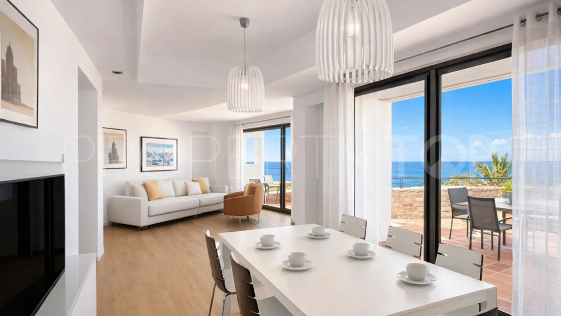 Se vende apartamento planta baja en Casares Playa de 2 dormitorios