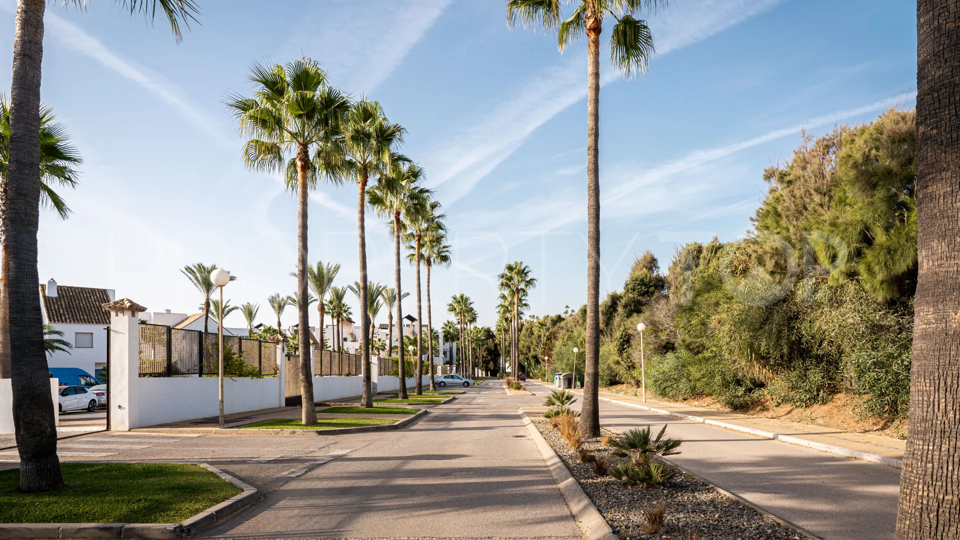 Se vende apartamento planta baja en Casares Playa de 2 dormitorios