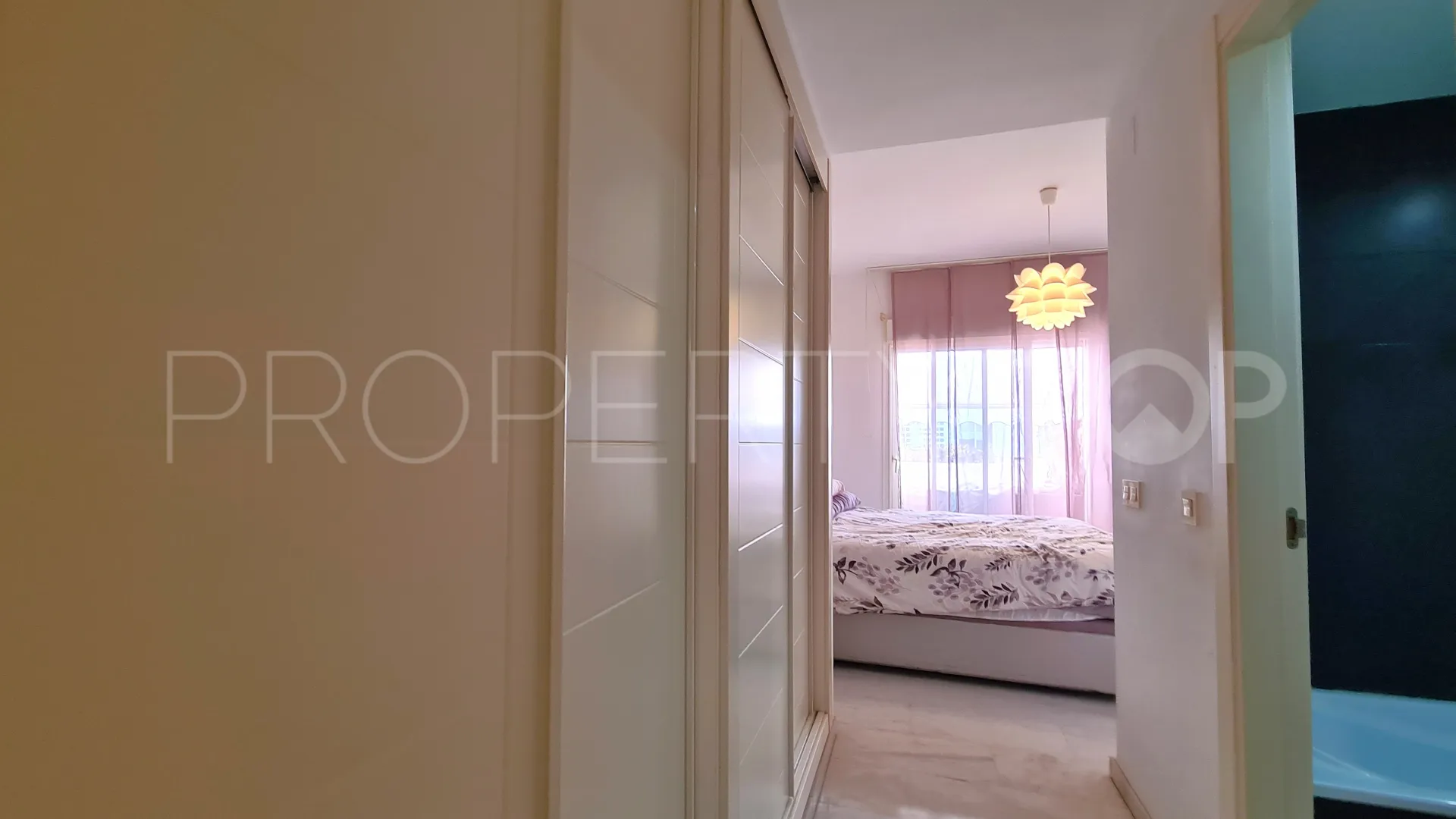 Apartamento a la venta en Estepona de 3 dormitorios