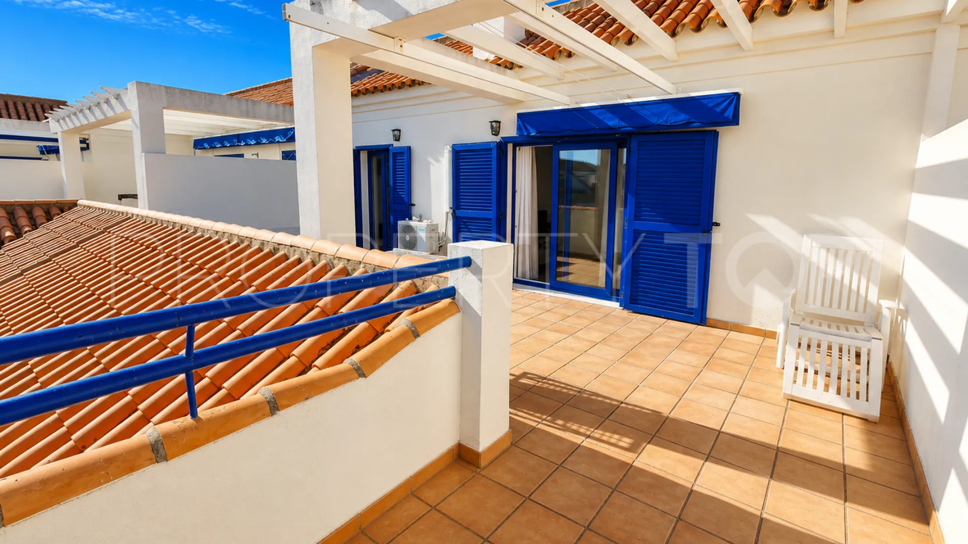 Ático en venta con 1 dormitorio en Sabinillas