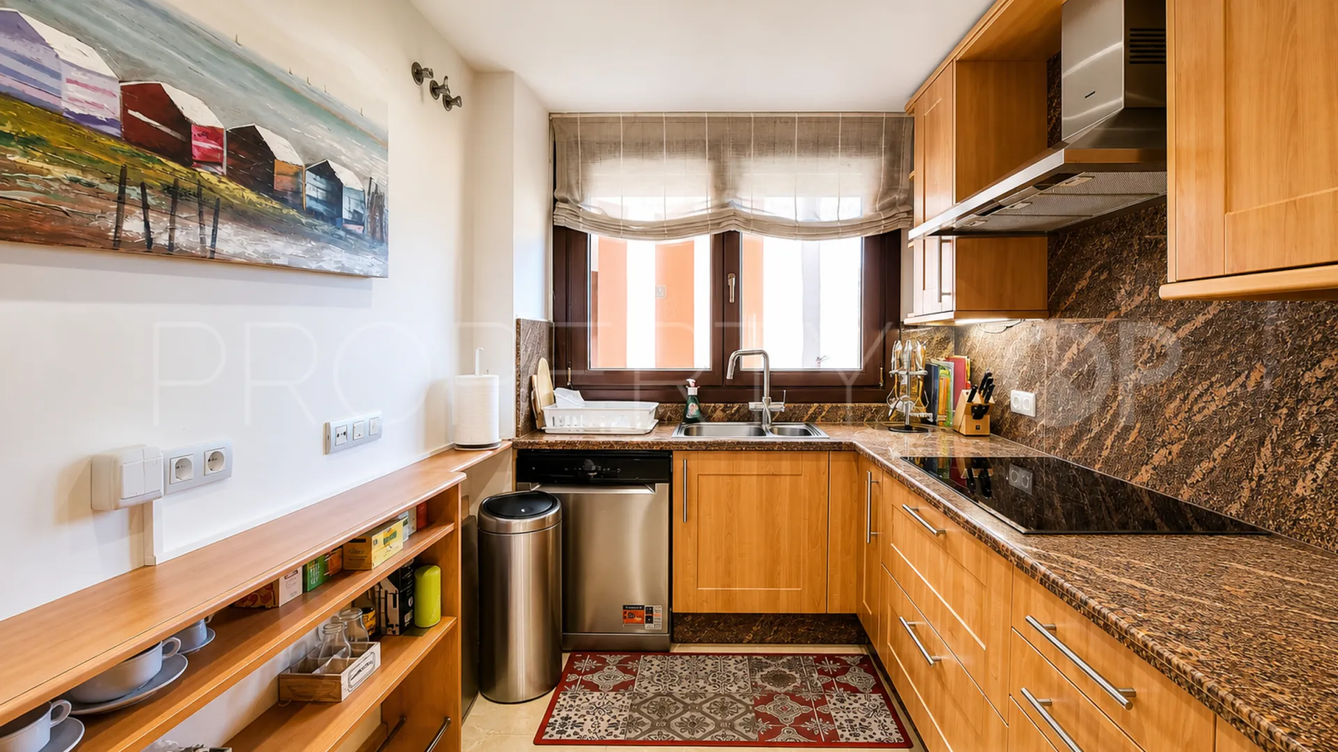 Se vende apartamento con 2 dormitorios en Estepona Este