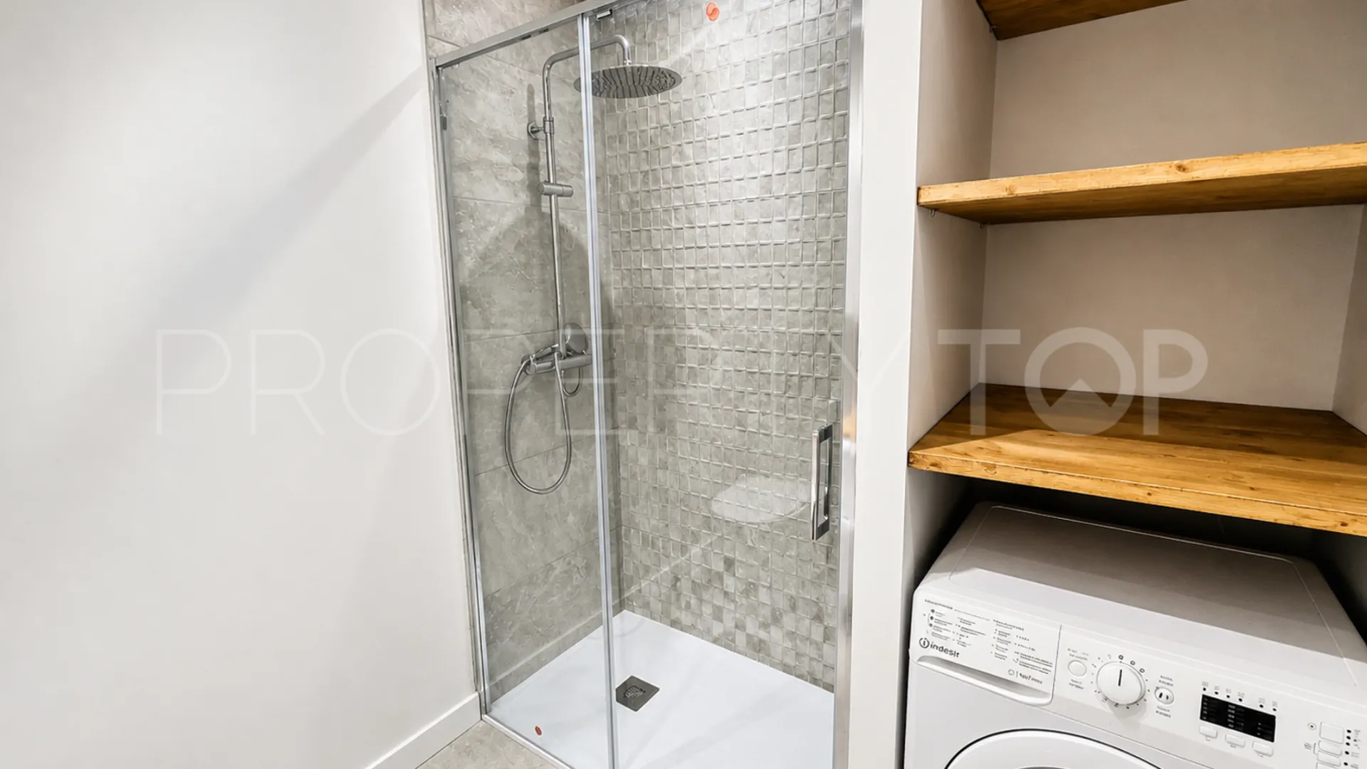 For sale 2 bedrooms apartment in Sabinillas