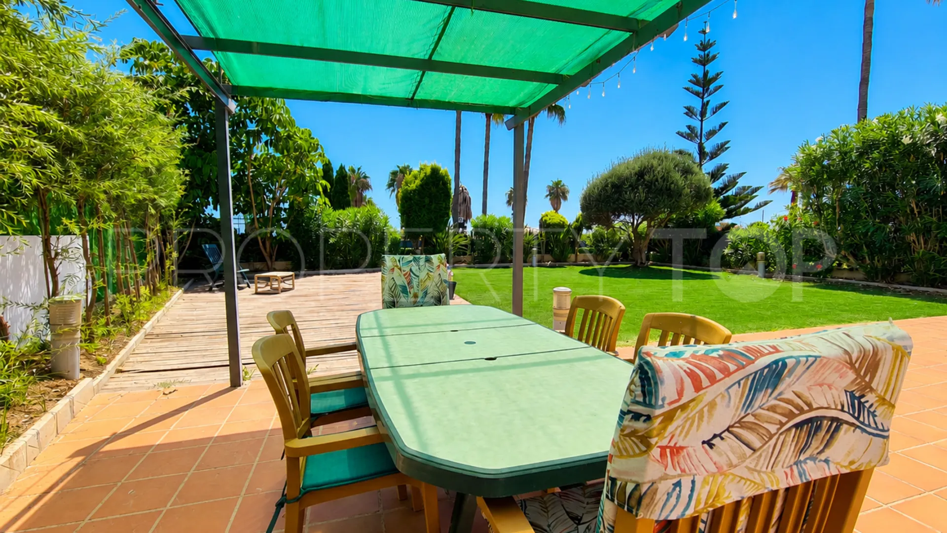 Apartamento planta baja en venta con 3 dormitorios en Sabinillas