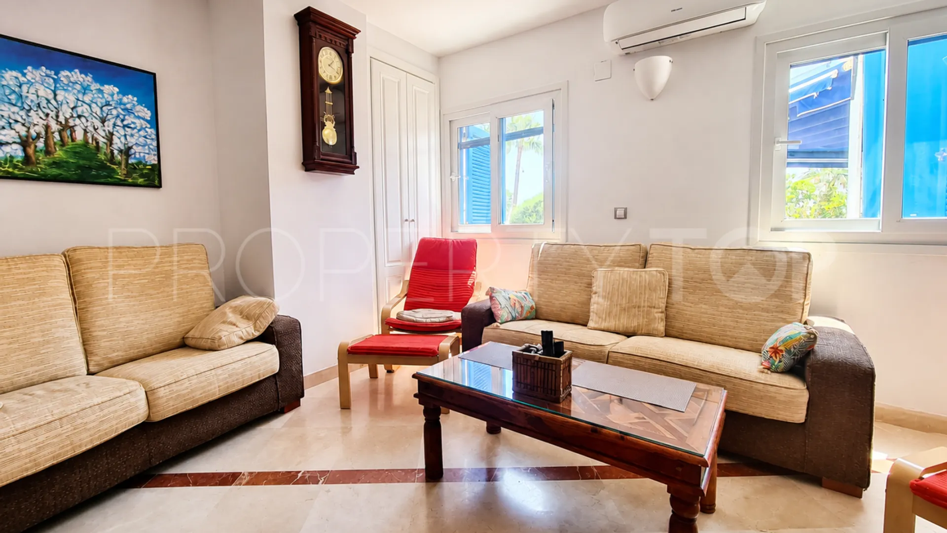 Apartamento planta baja en venta con 3 dormitorios en Sabinillas