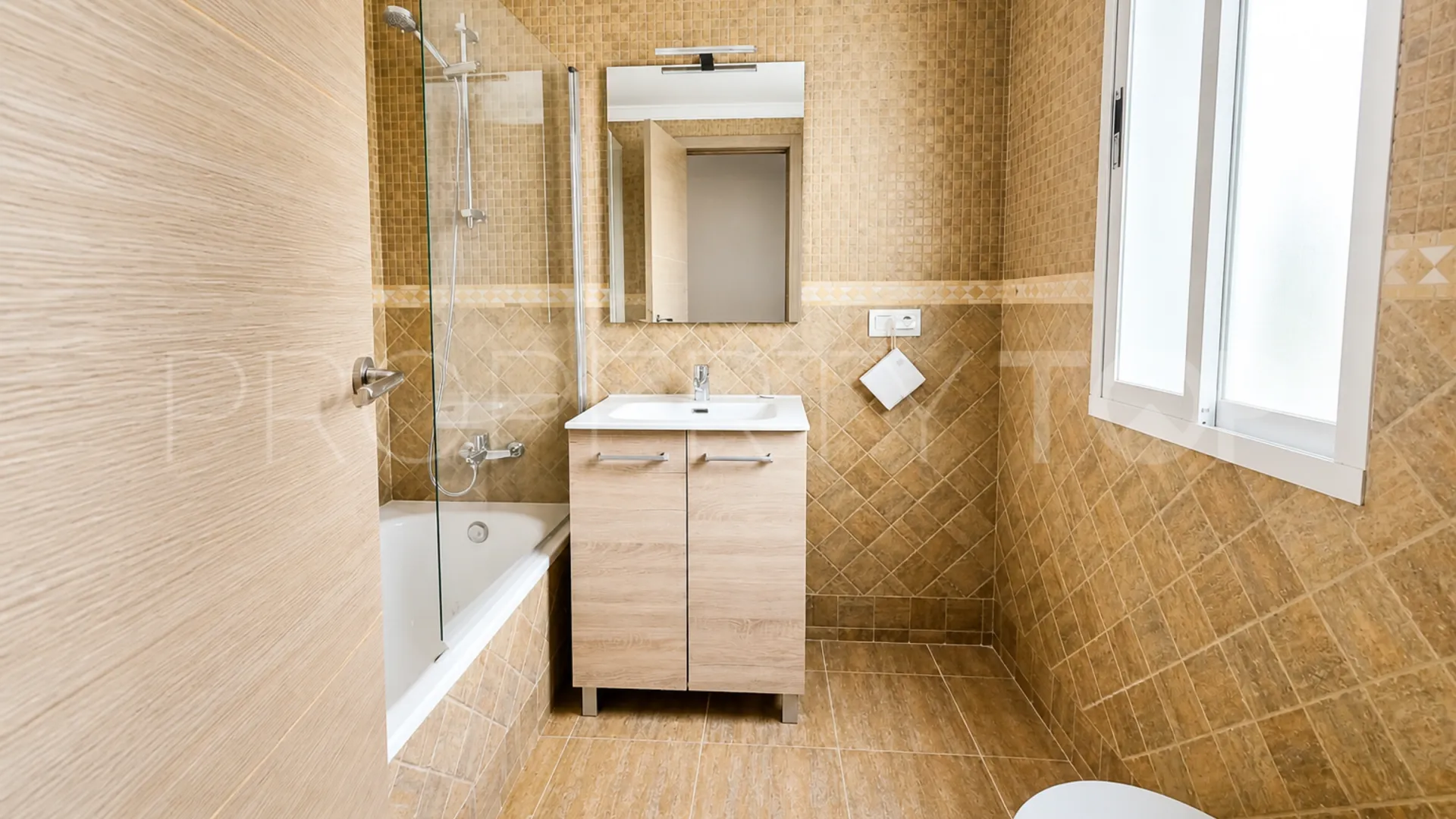 Town house for sale in Manilva with 3 bedrooms