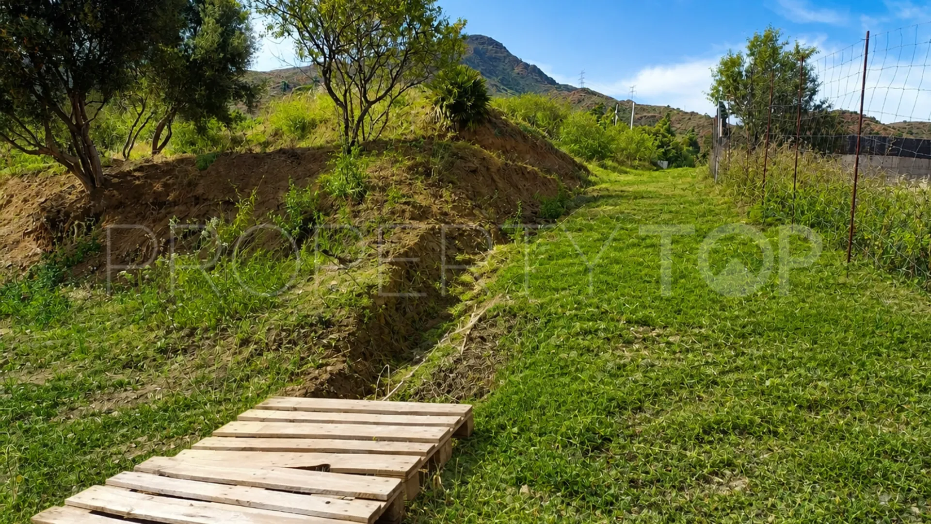 Comprar parcela en Estepona