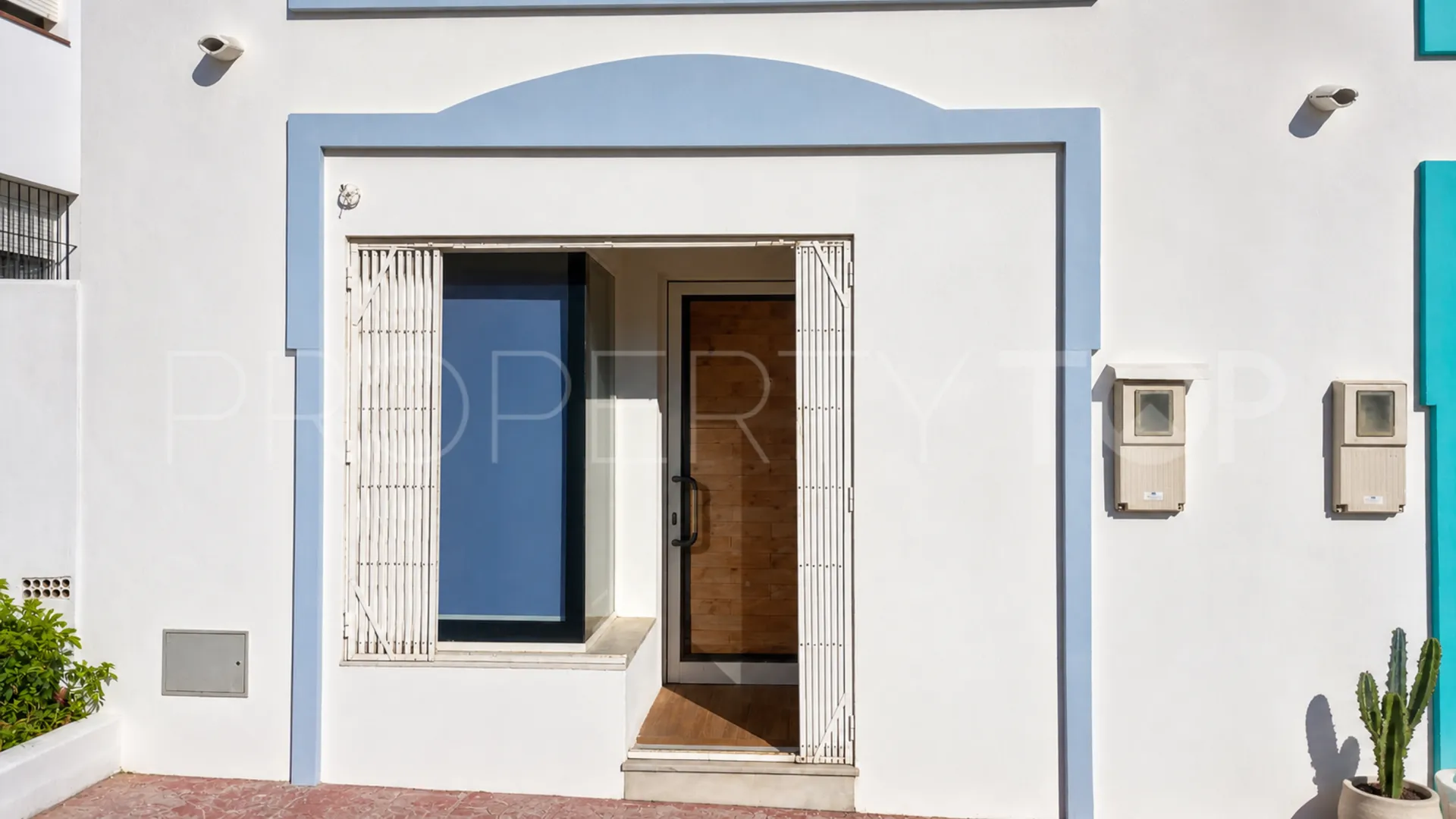 For sale La Duquesa ground floor apartment