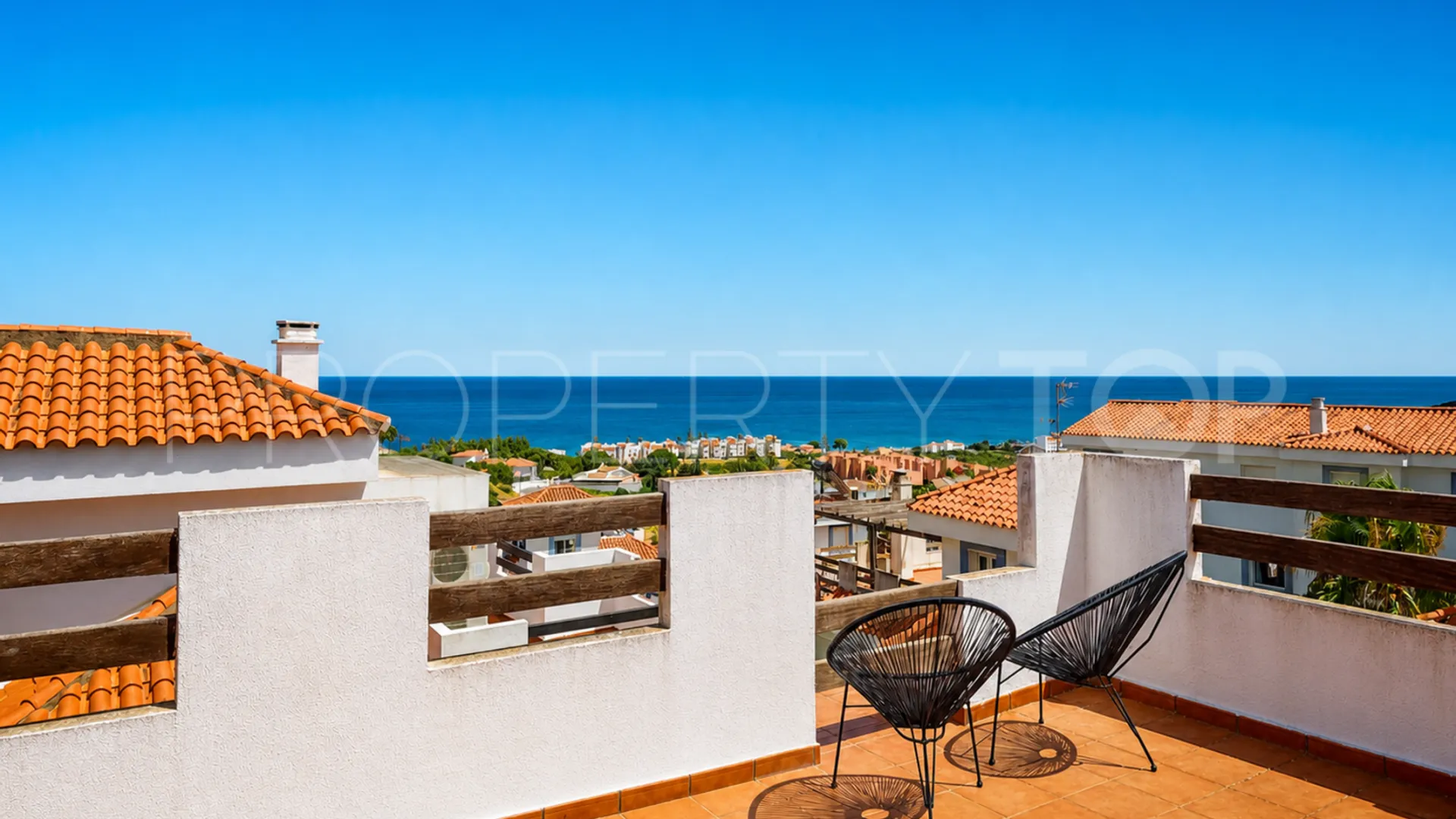 Villa for sale in La Duquesa