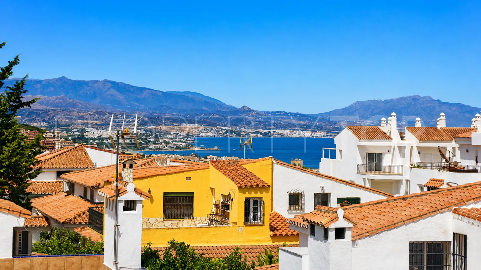 Villa for sale in La Duquesa