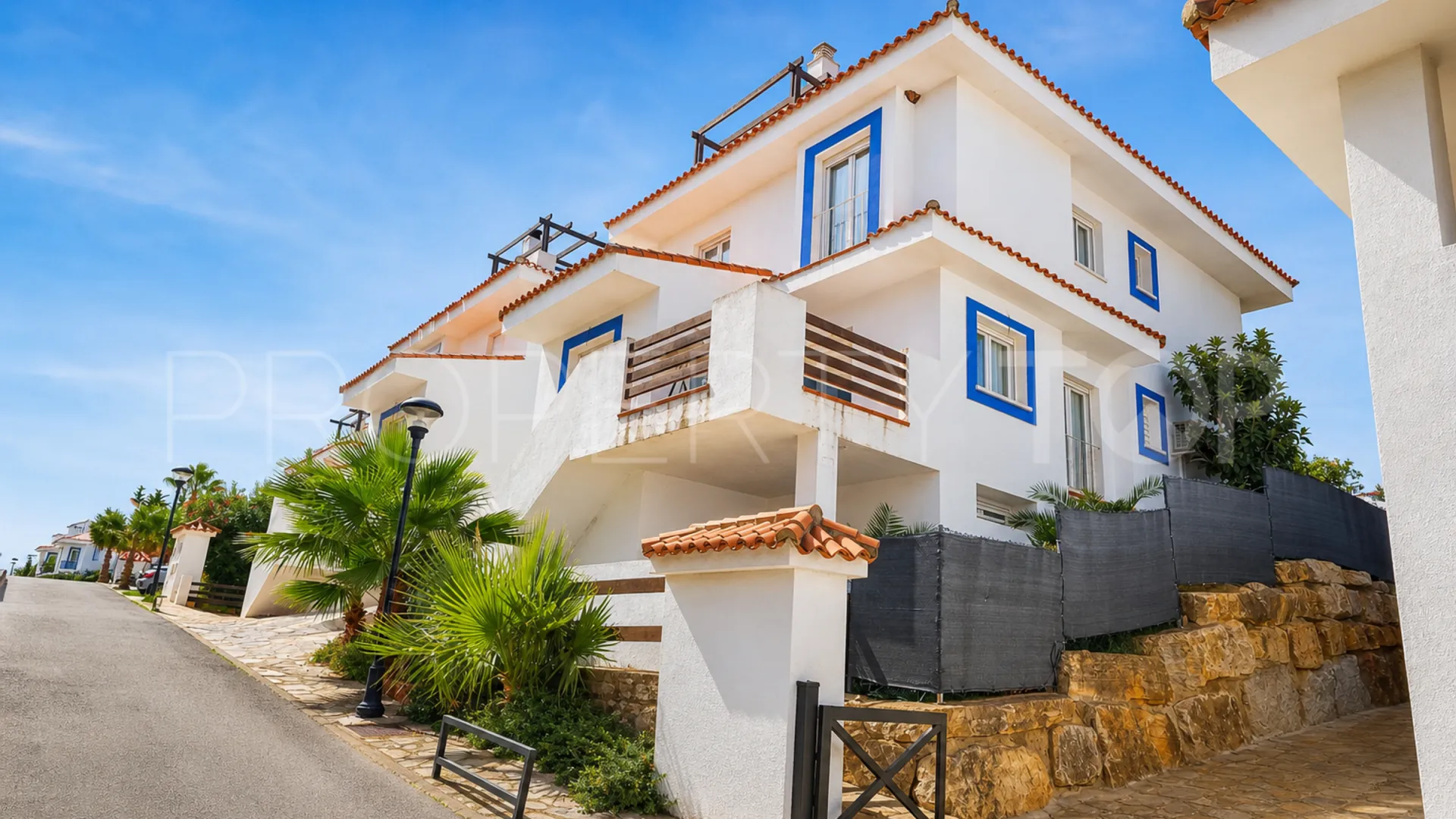 Villa for sale in La Duquesa