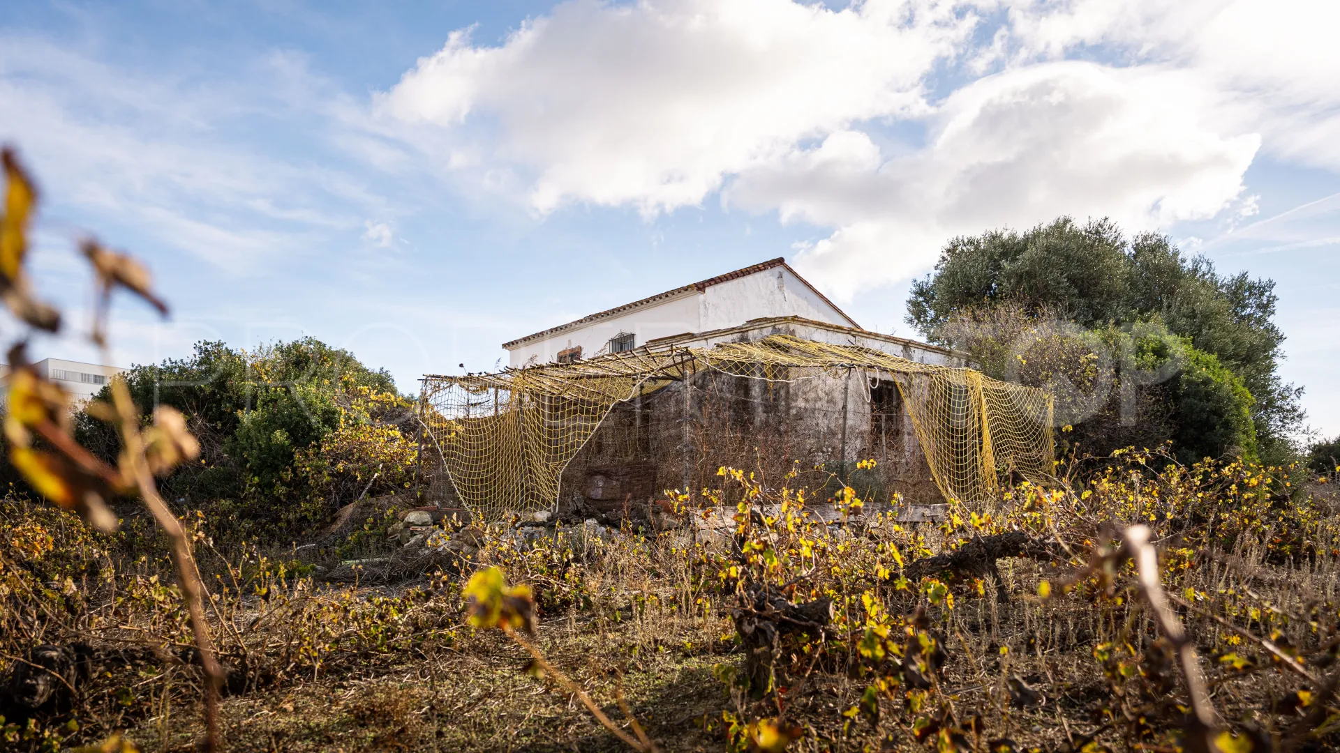 For sale cortijo in Manilva
