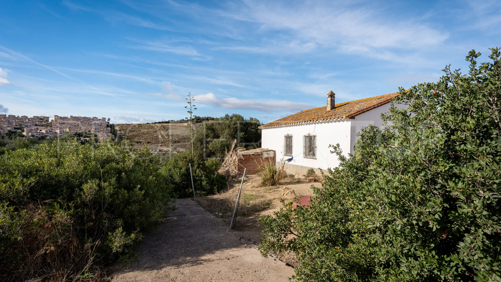 For sale cortijo in Manilva