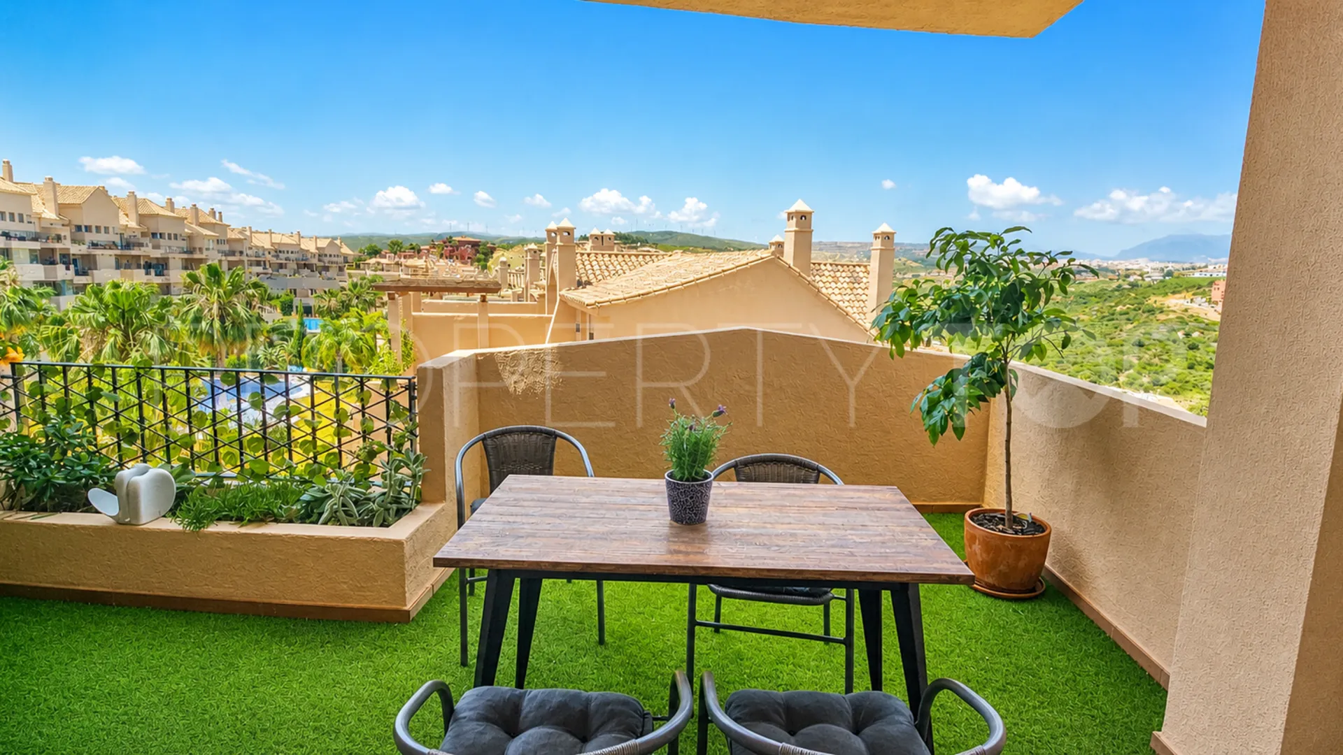 For sale apartment in La Duquesa with 2 bedrooms