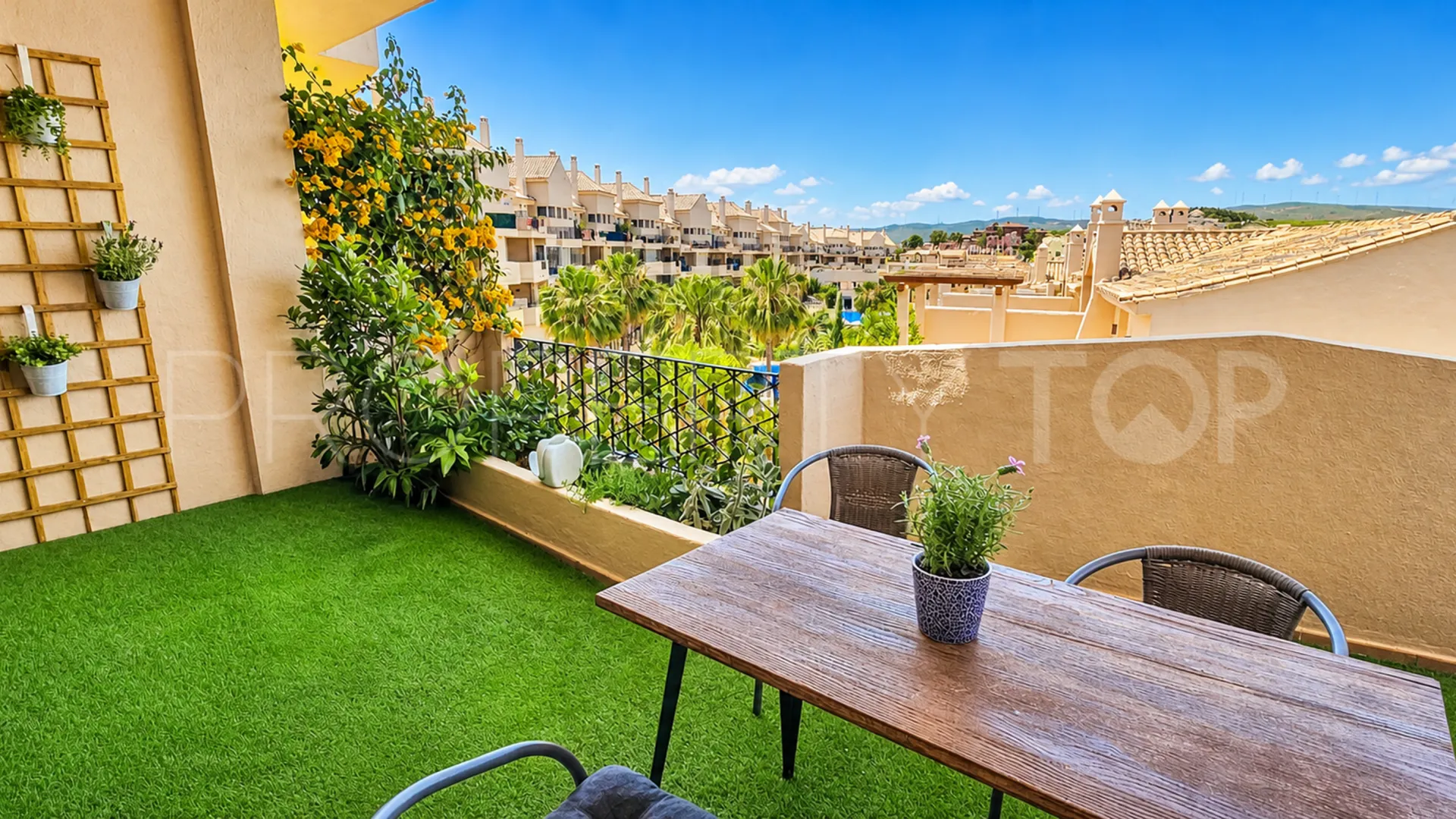 For sale apartment in La Duquesa with 2 bedrooms