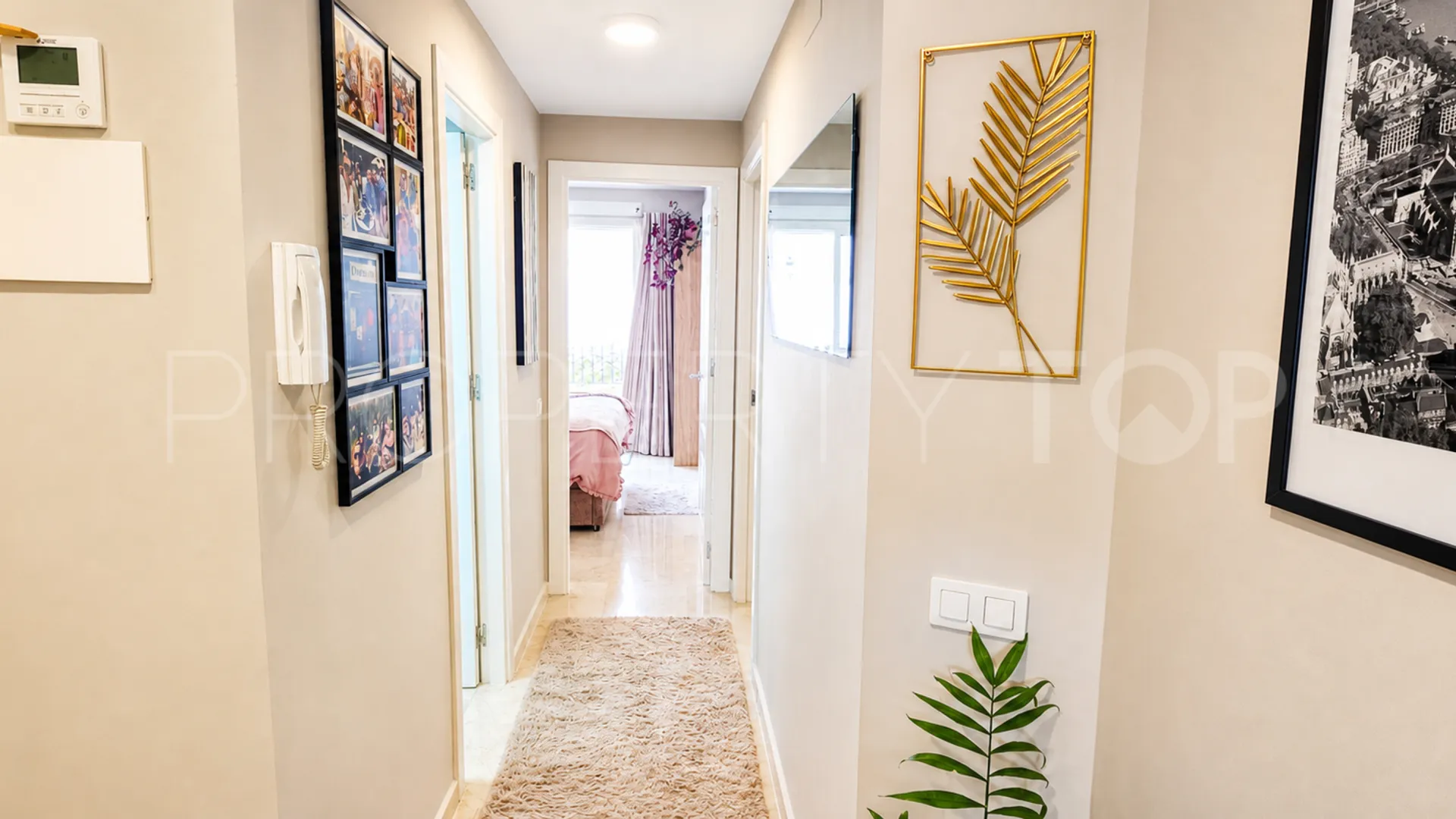 For sale apartment in La Duquesa with 2 bedrooms