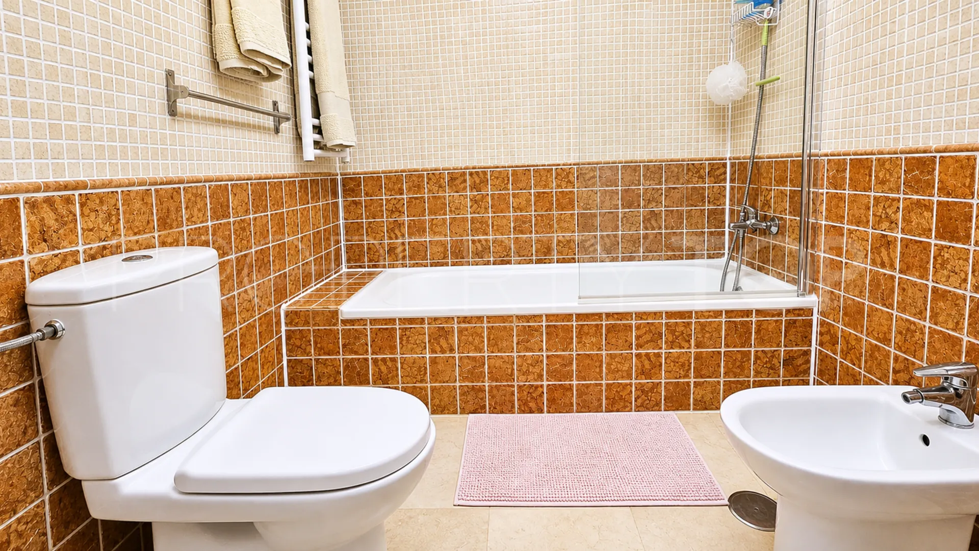 For sale apartment in La Duquesa with 2 bedrooms