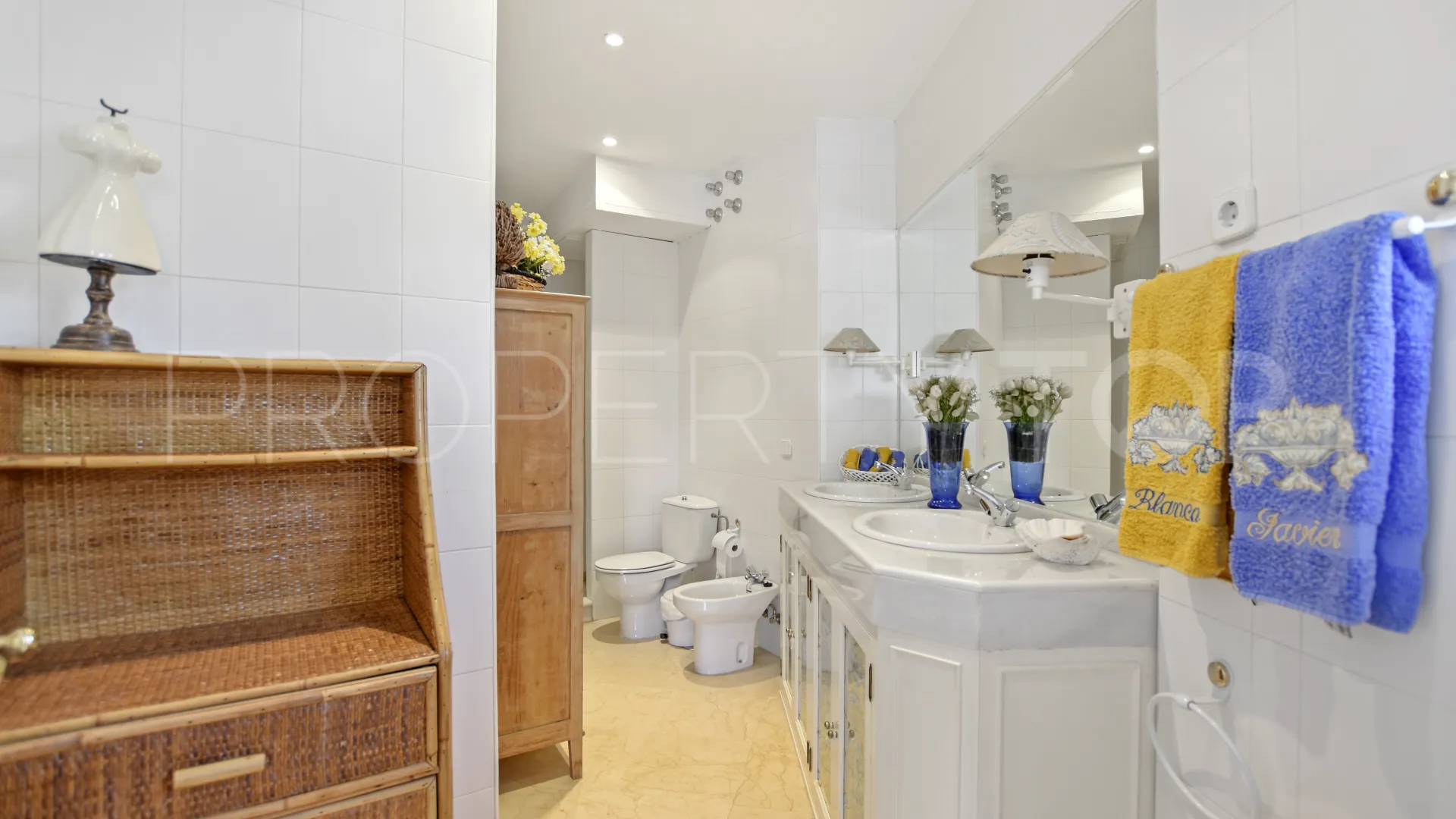 Ground floor apartment for sale in Marbella East