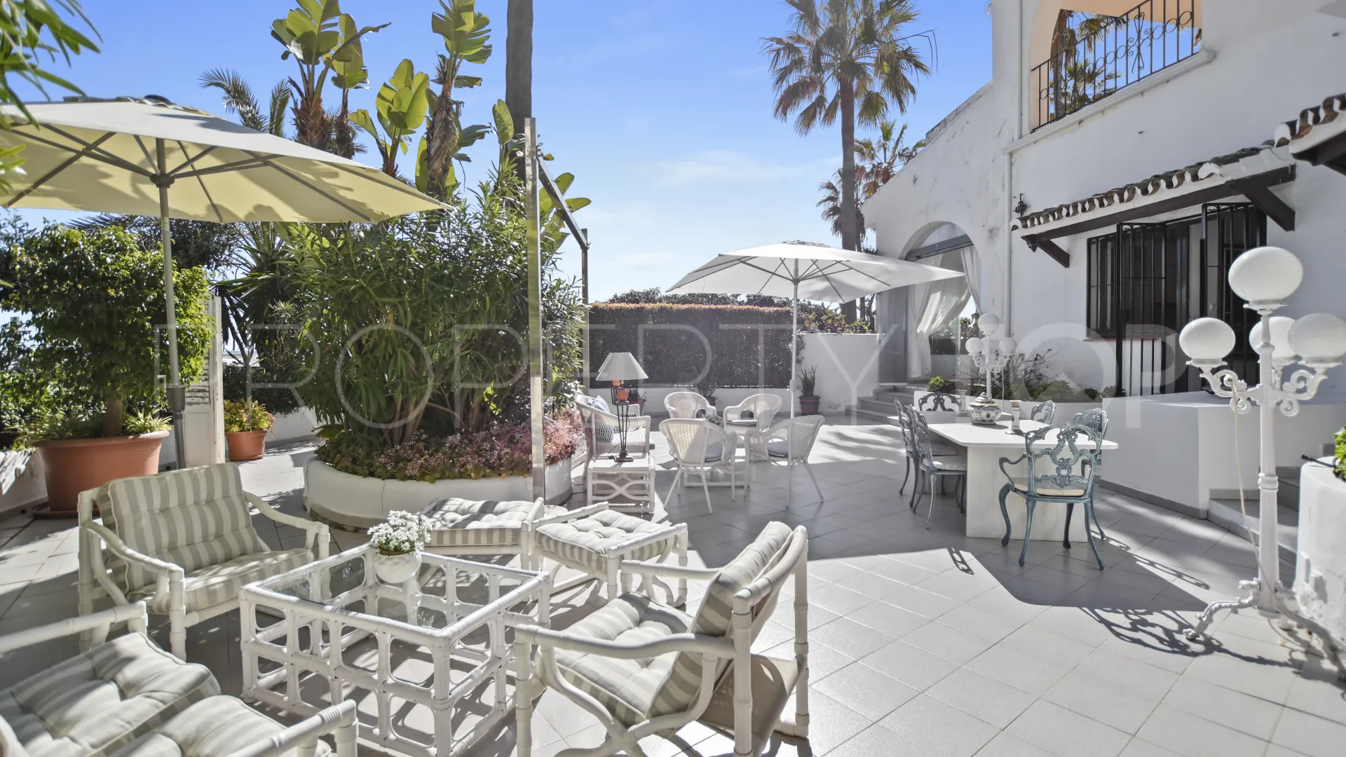 Ground floor apartment for sale in Marbella East