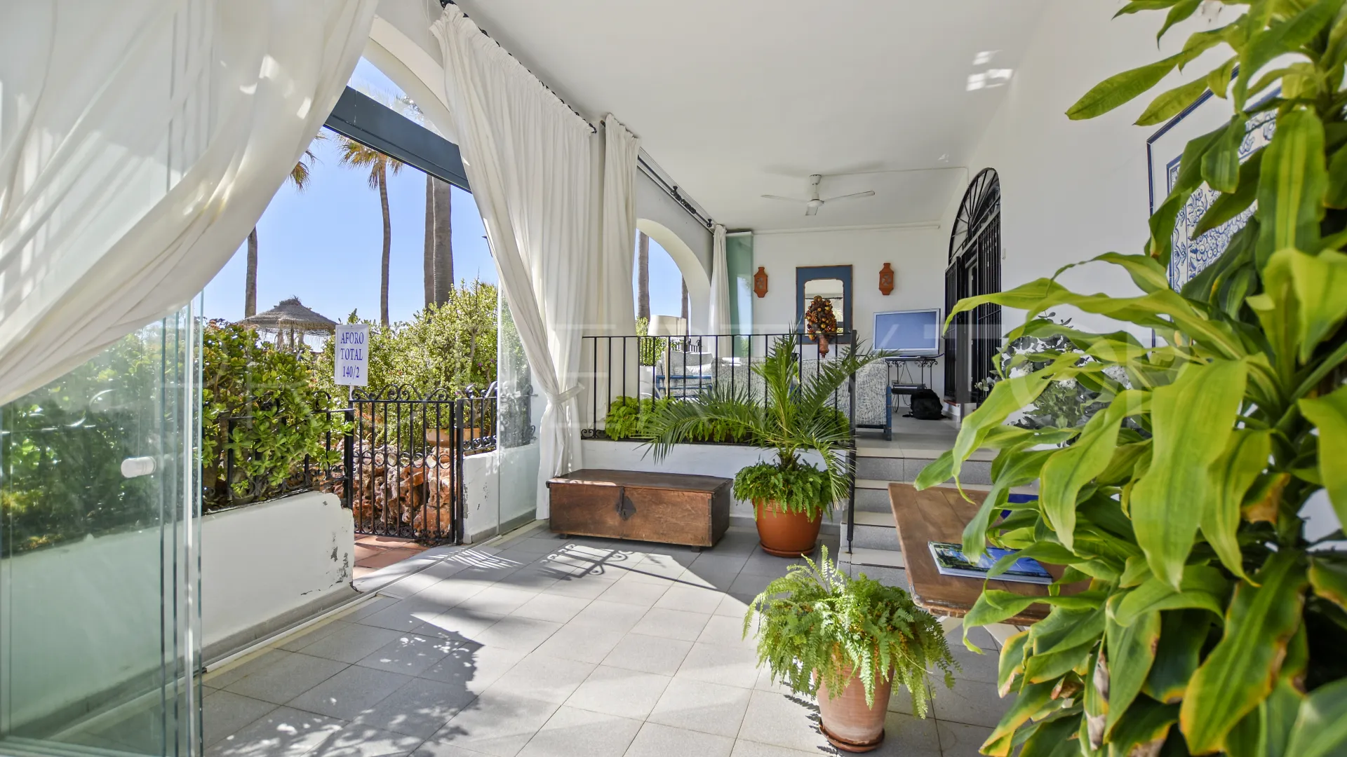 Ground floor apartment for sale in Marbella East