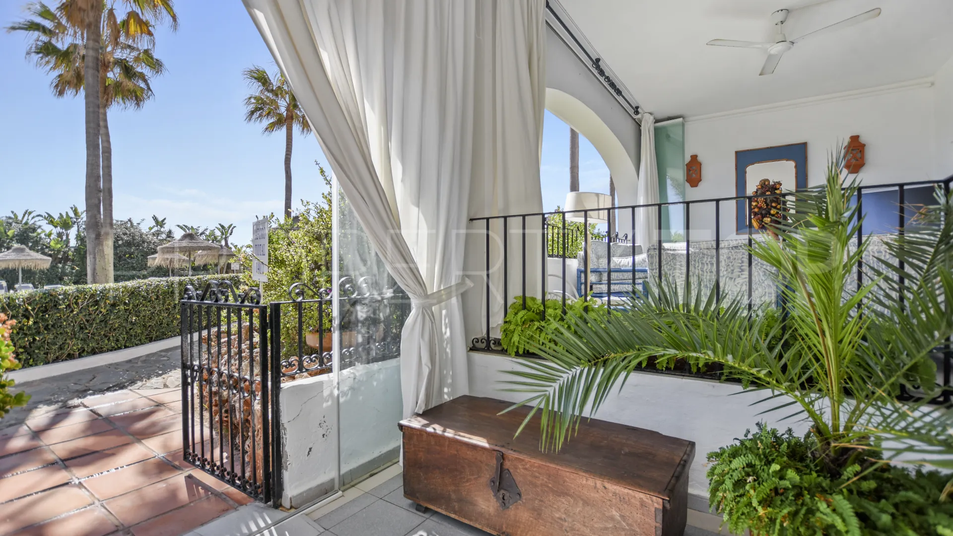 Ground floor apartment for sale in Marbella East
