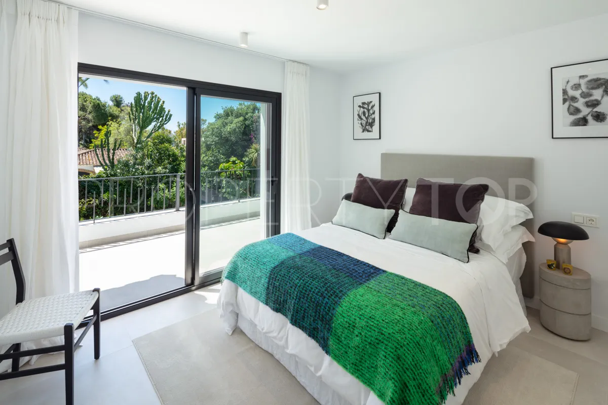 Comprar villa en Marbella - Puerto Banus