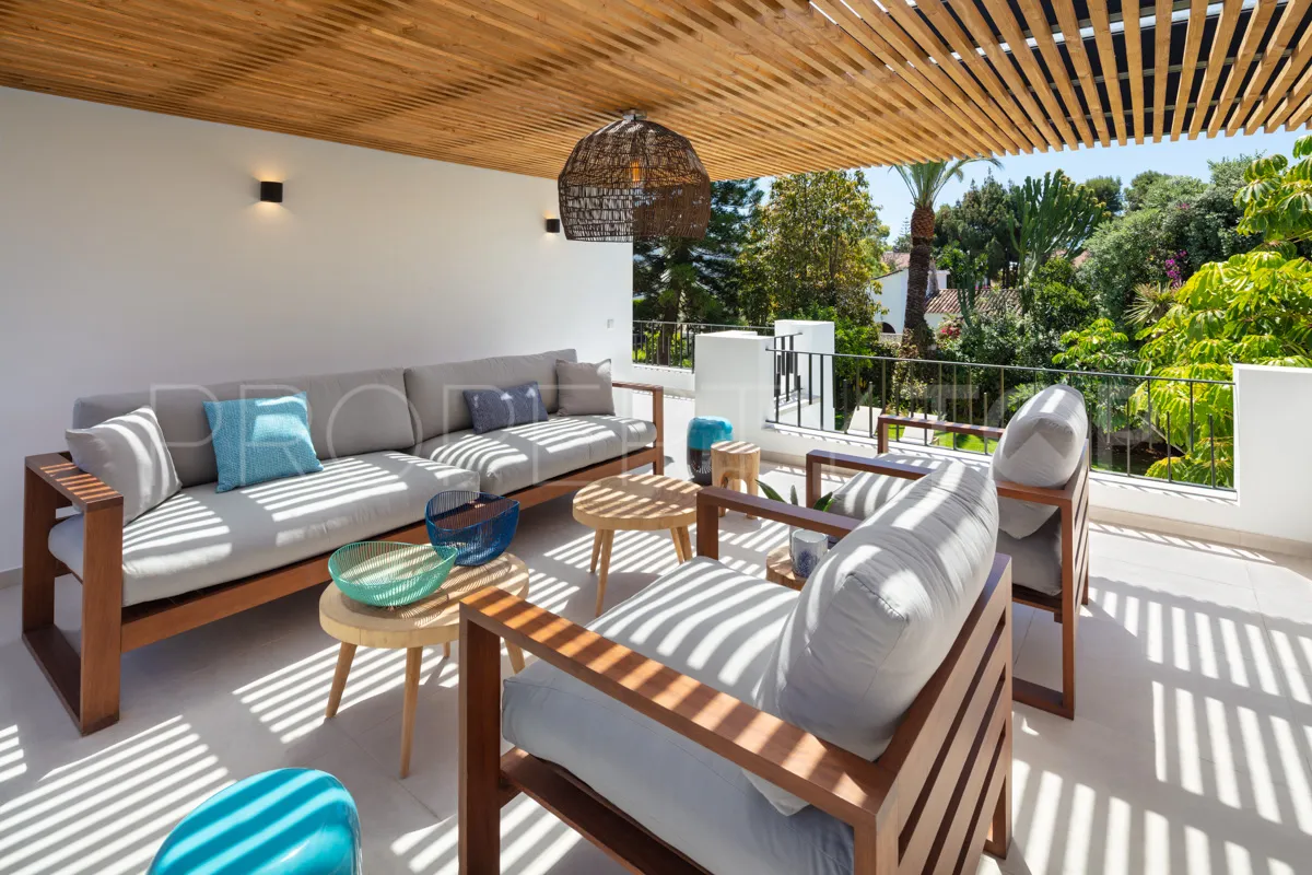 Comprar villa en Marbella - Puerto Banus