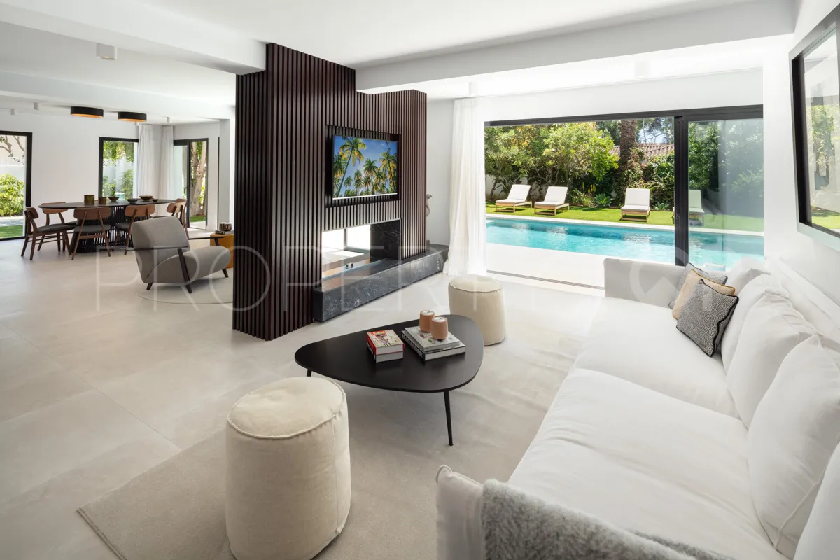 Comprar villa en Marbella - Puerto Banus