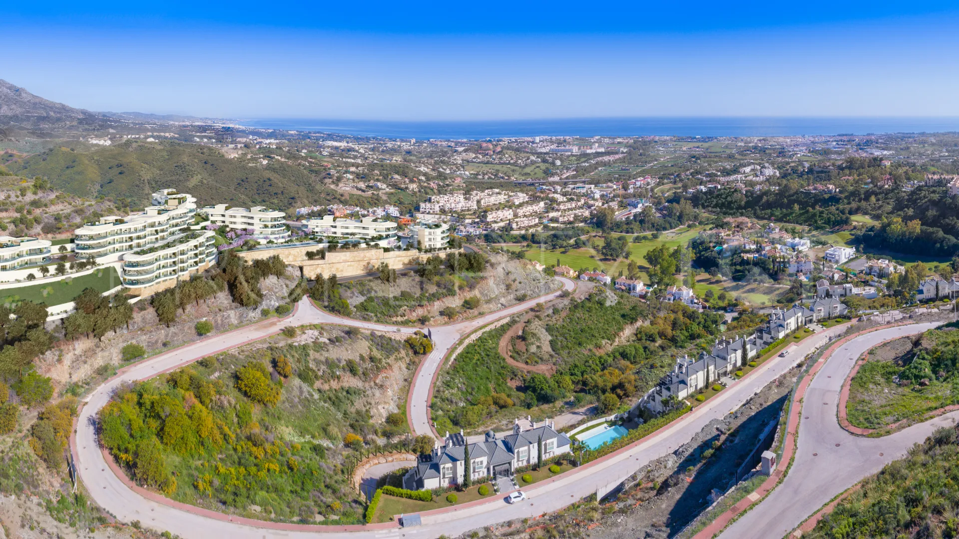 La Quinta, atico duplex con 3 dormitorios a la venta