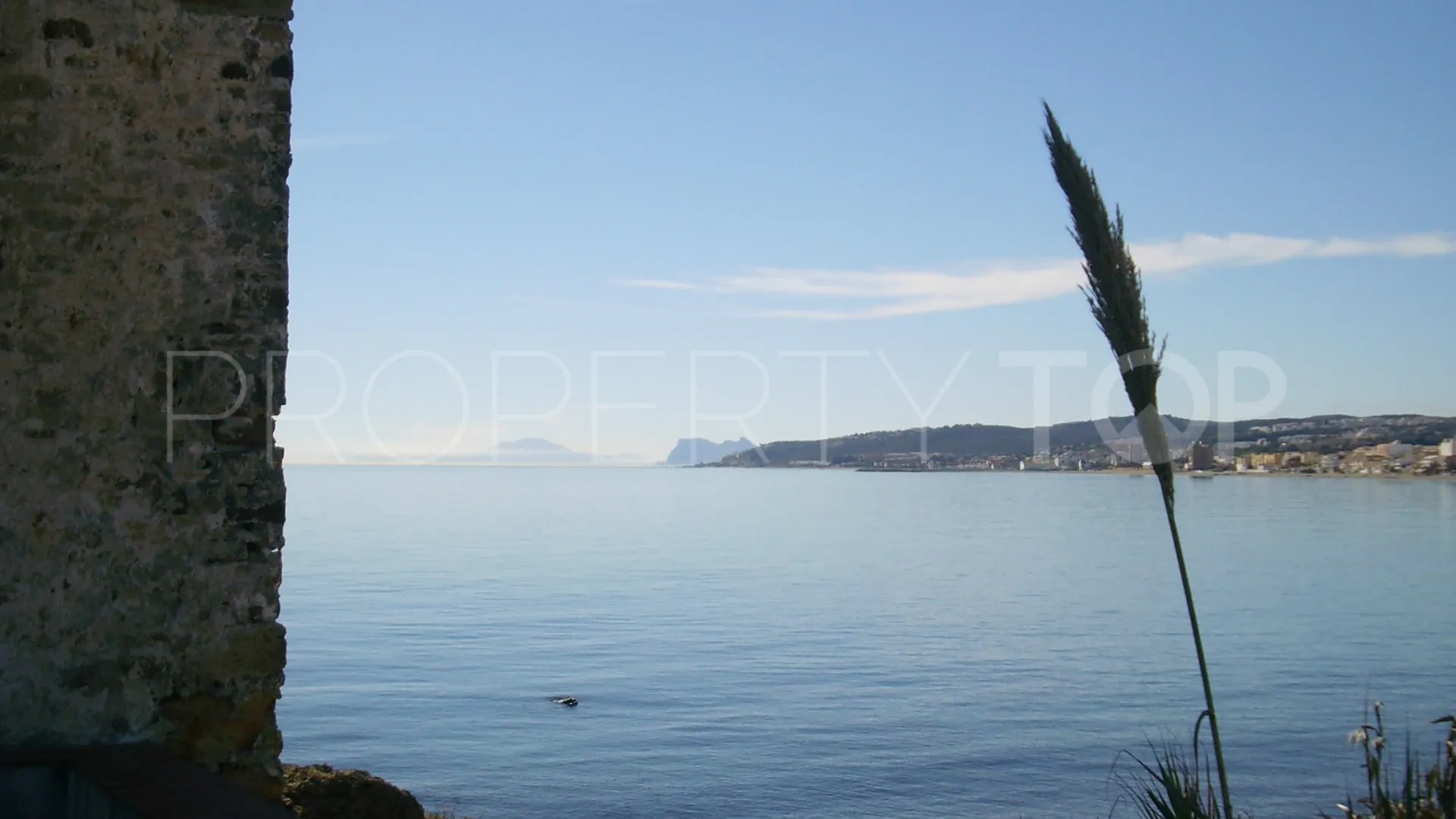 Estepona, apartamento planta baja en venta de 2 dormitorios