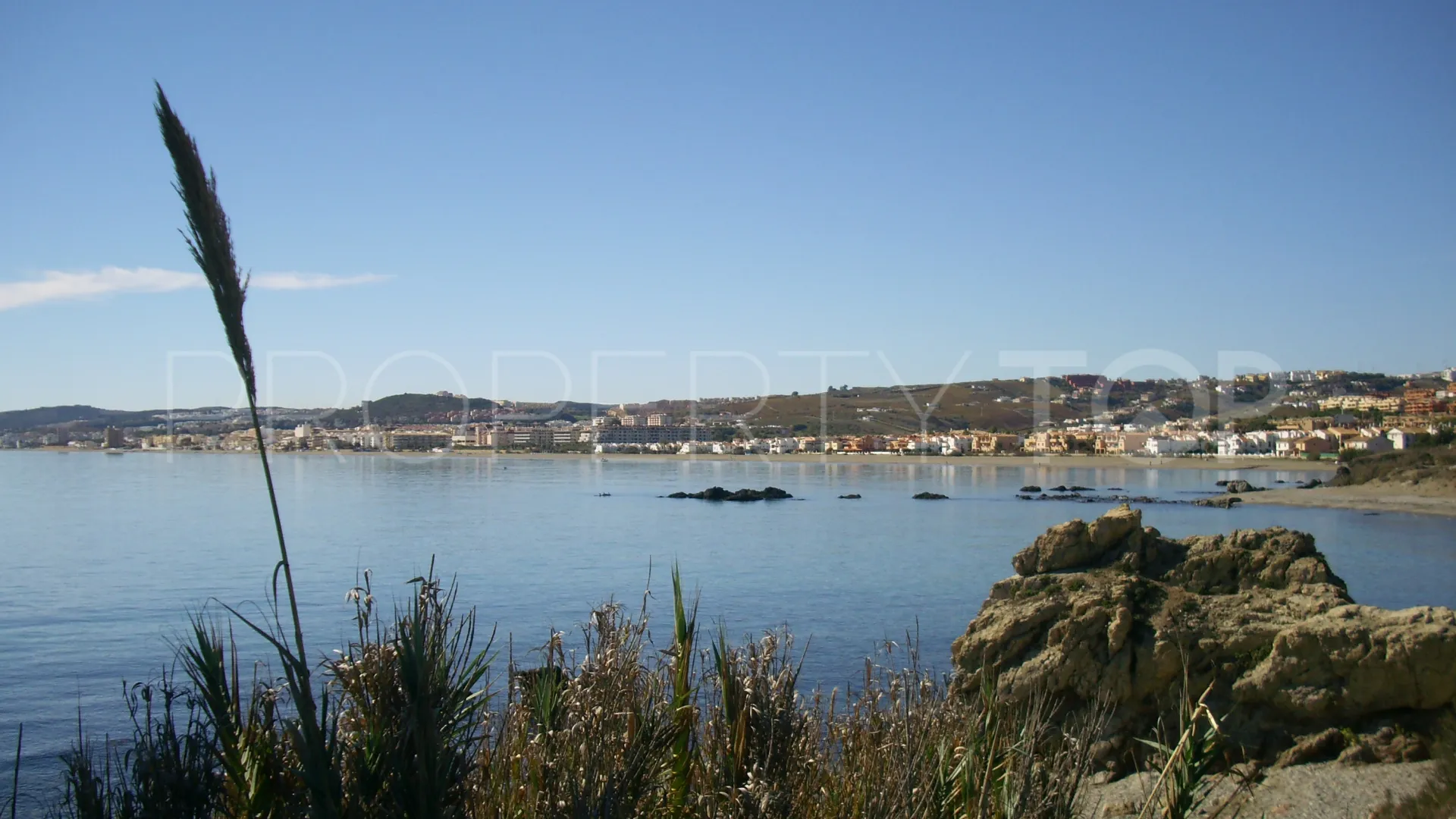 Estepona, apartamento planta baja en venta de 2 dormitorios
