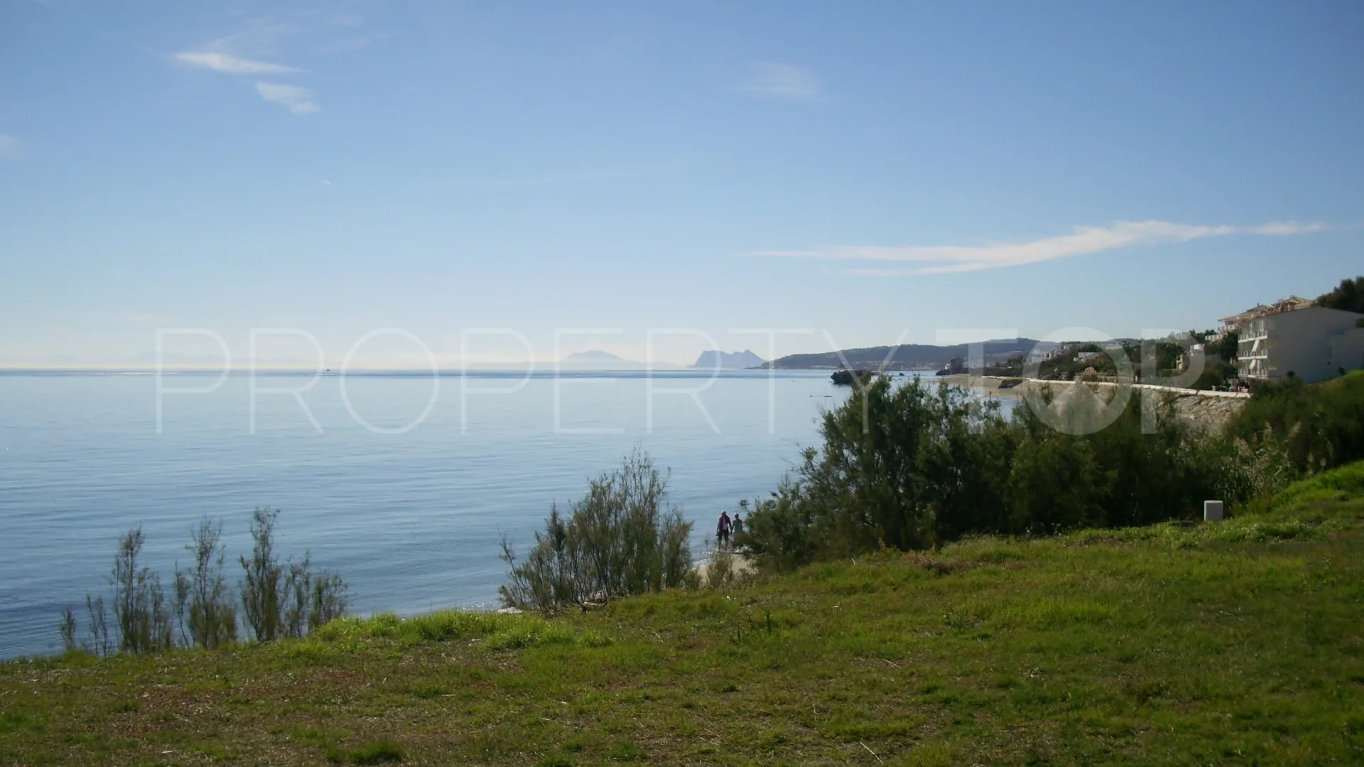 Estepona, apartamento planta baja en venta de 2 dormitorios